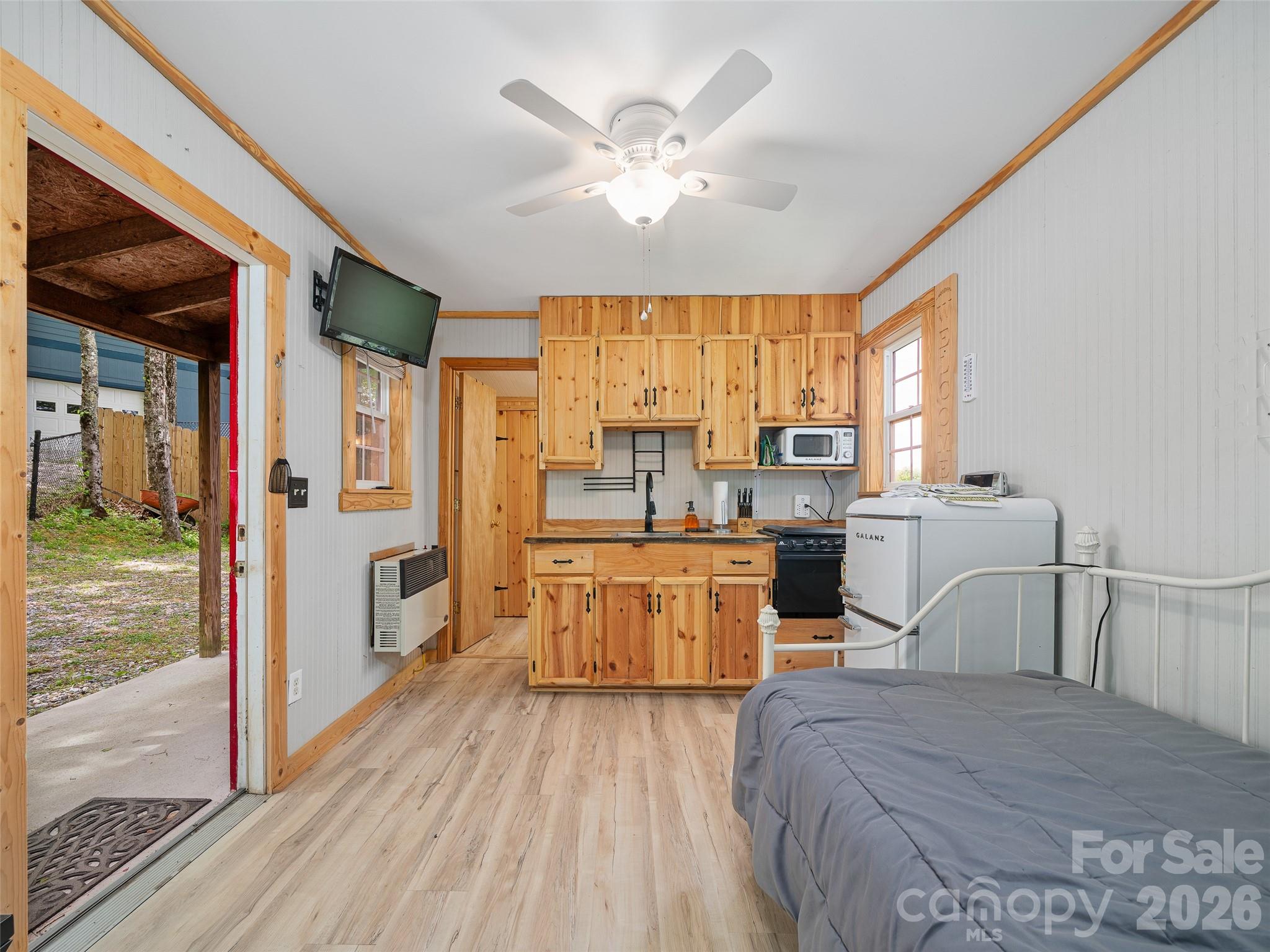 228 Continental Divide Road — Spruce Pine