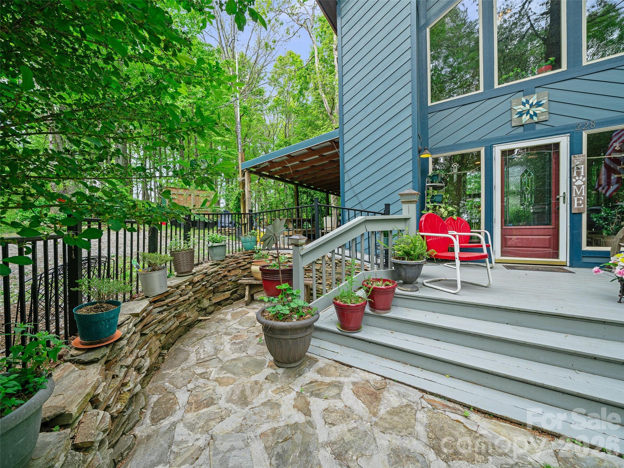 228 Continental Divide Road — Spruce Pine