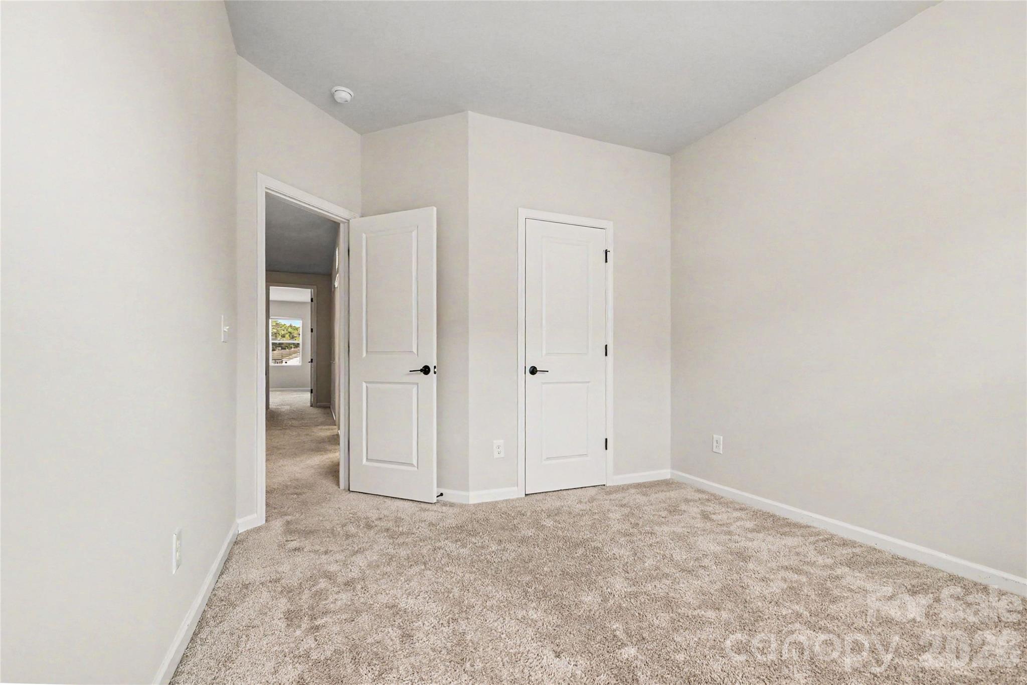 908 Kinsey Alley — Charlotte