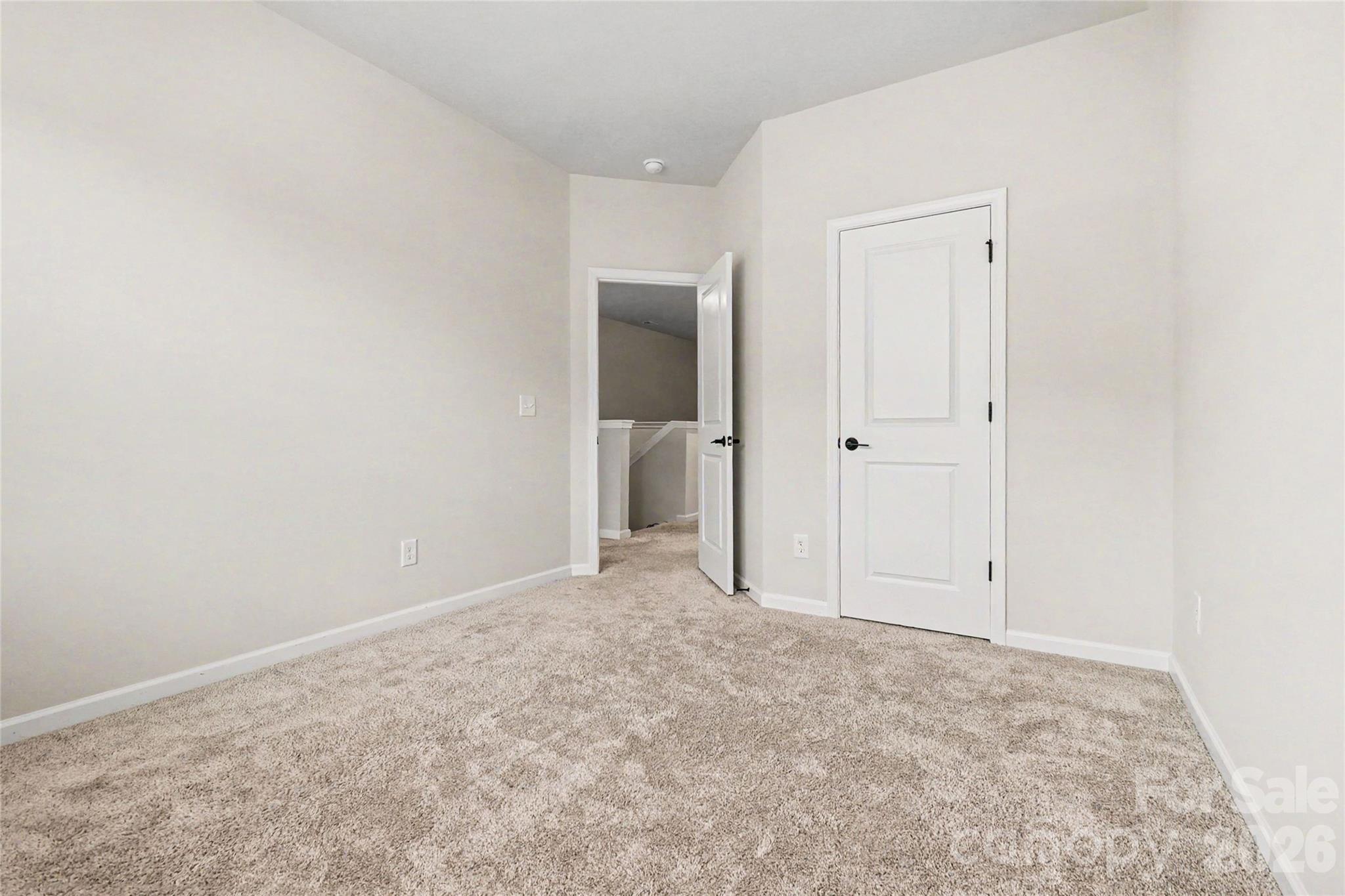 908 Kinsey Alley — Charlotte