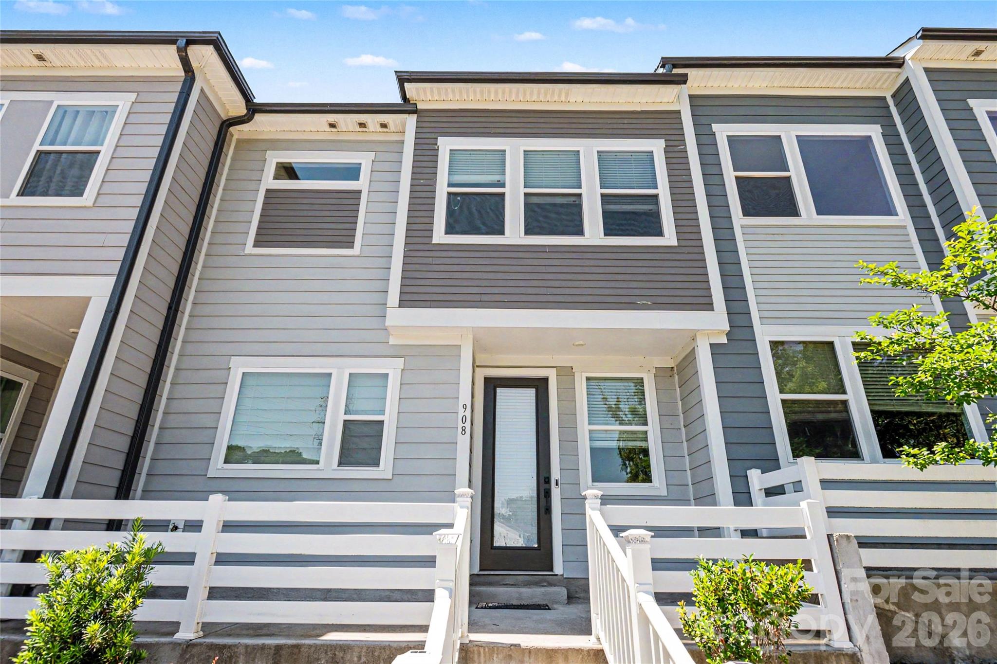 908 Kinsey Alley — Charlotte