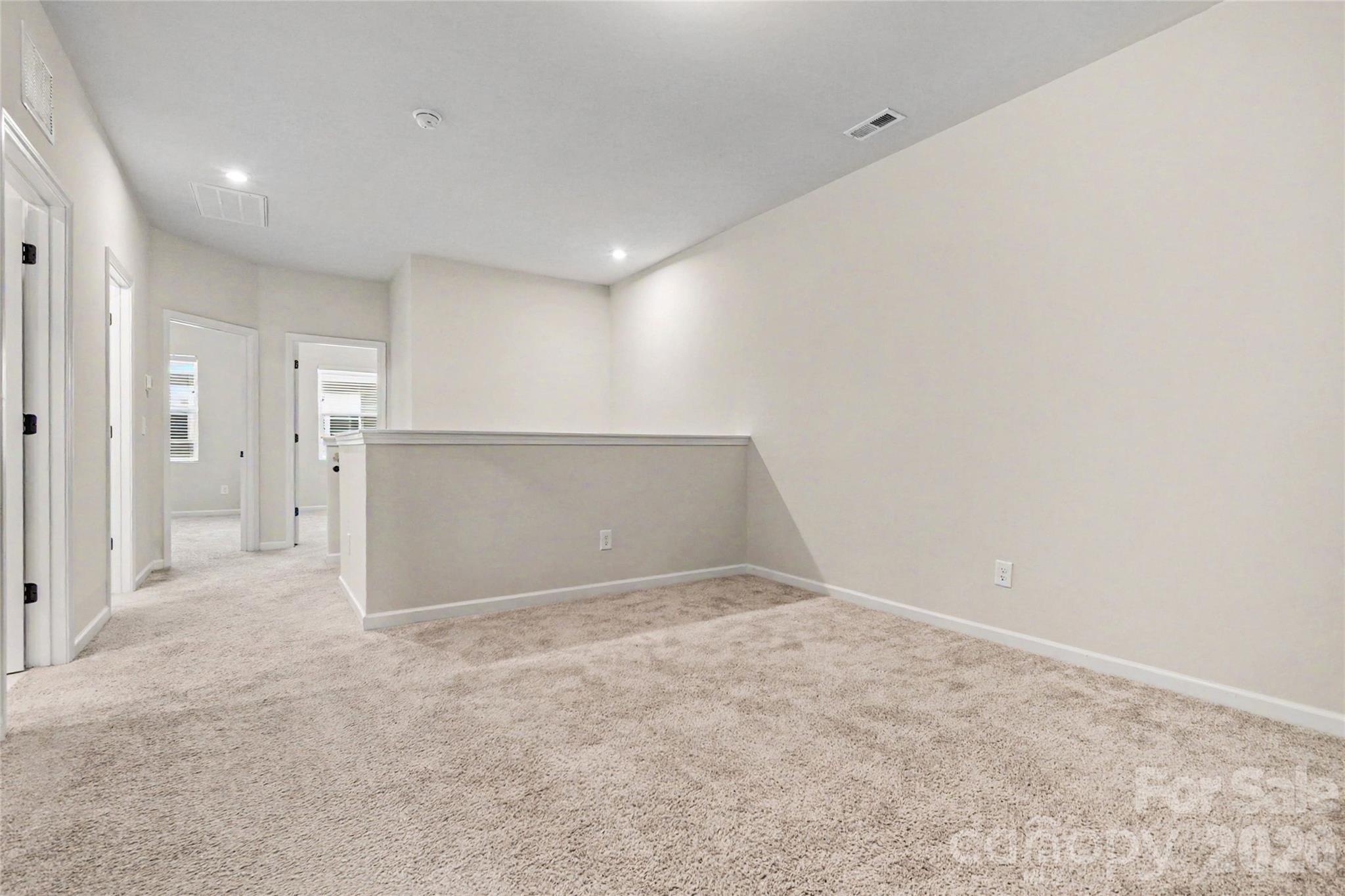 908 Kinsey Alley — Charlotte