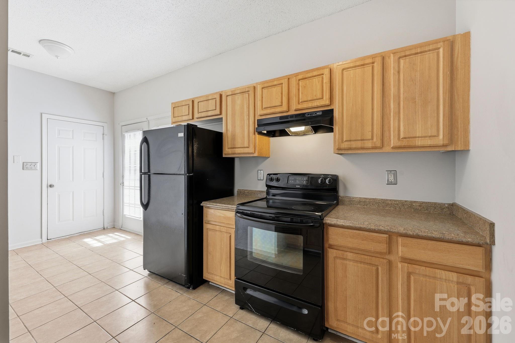 6330 Derryfield Drive — Charlotte