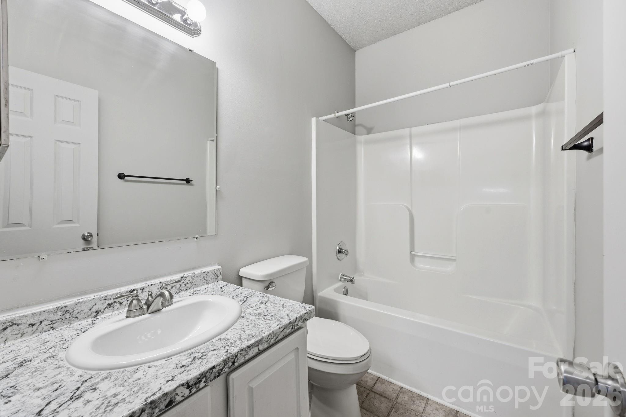 6330 Derryfield Drive — Charlotte