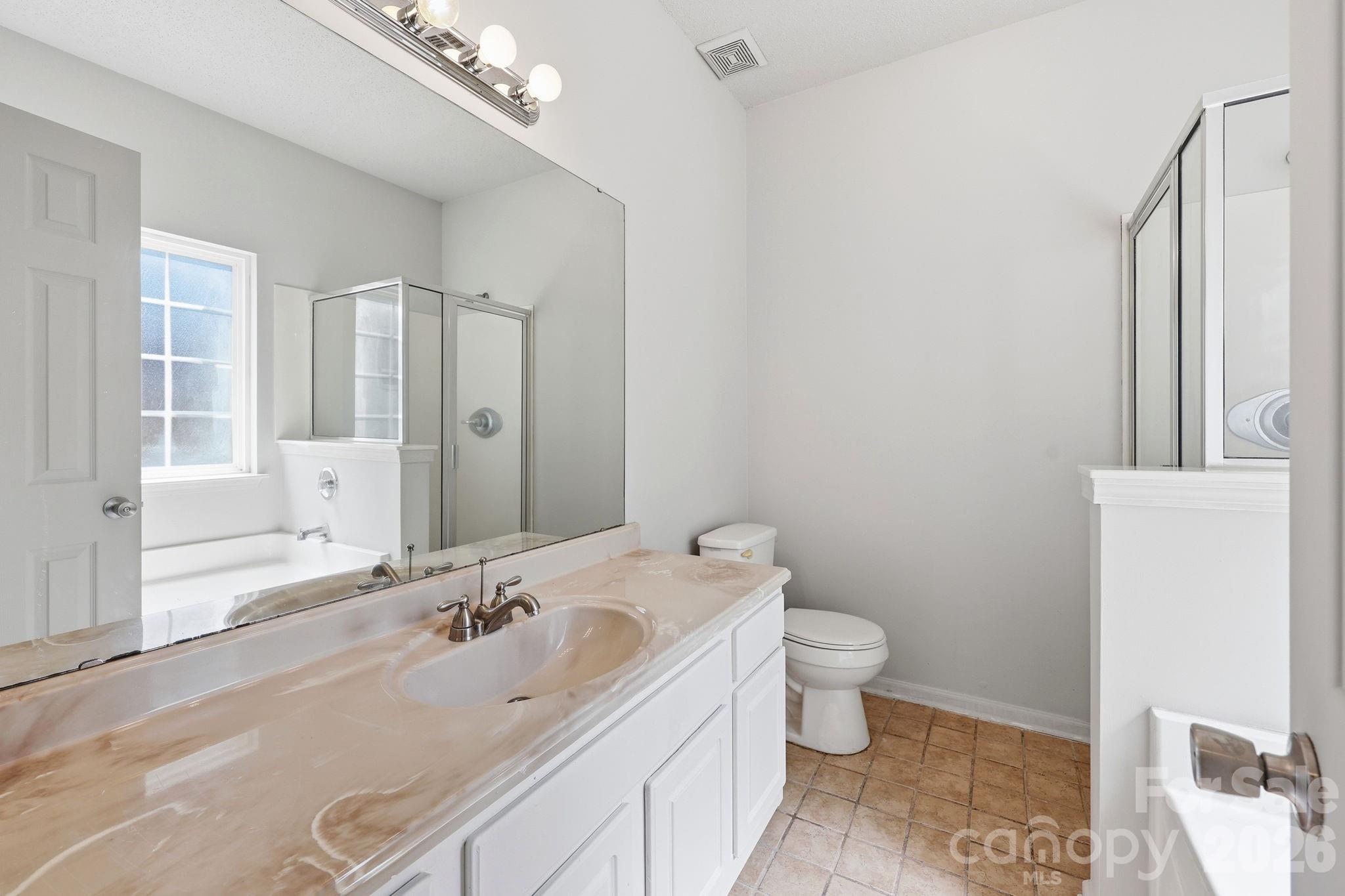 6330 Derryfield Drive — Charlotte