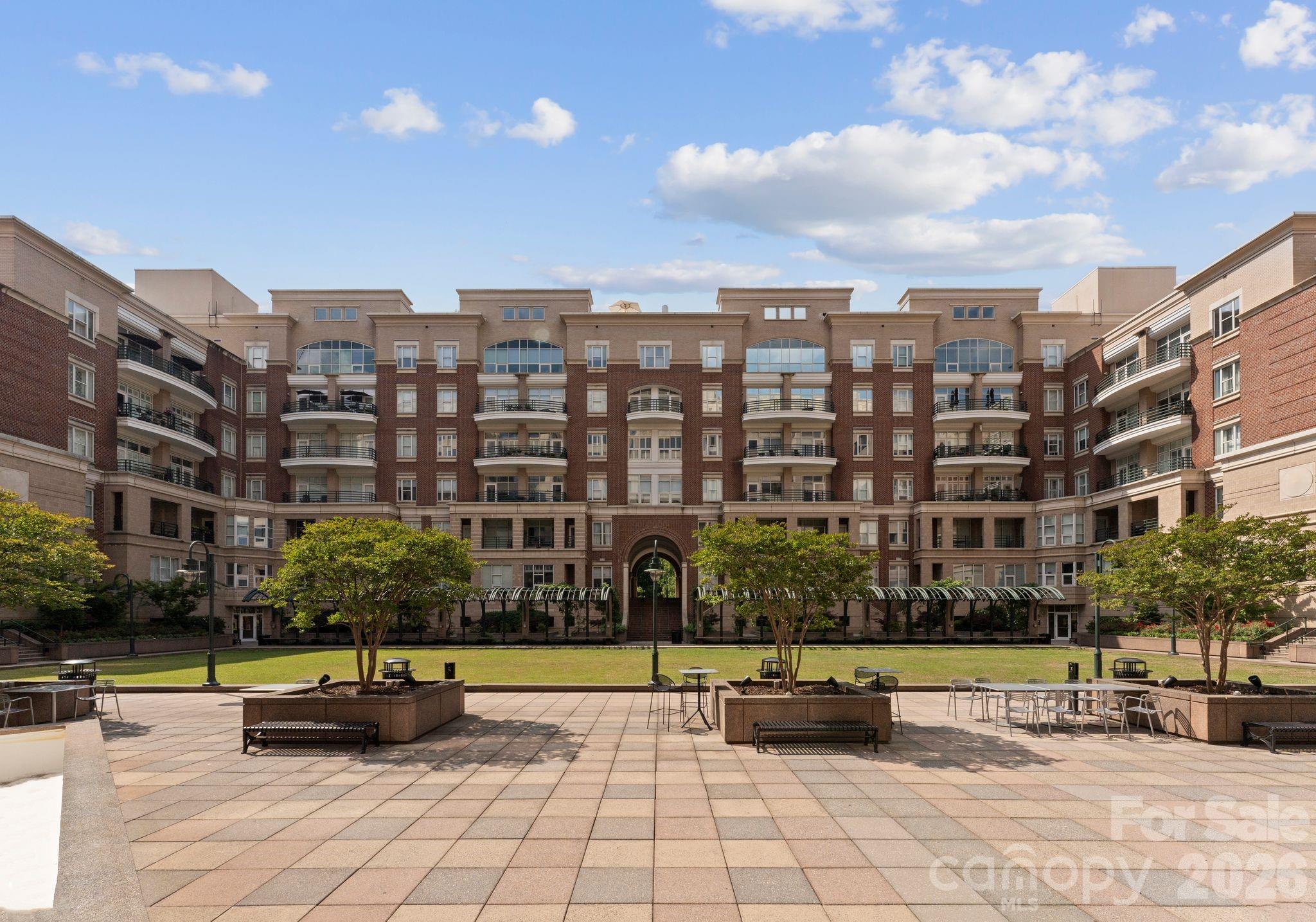 400 N Church Street #422 — Charlotte