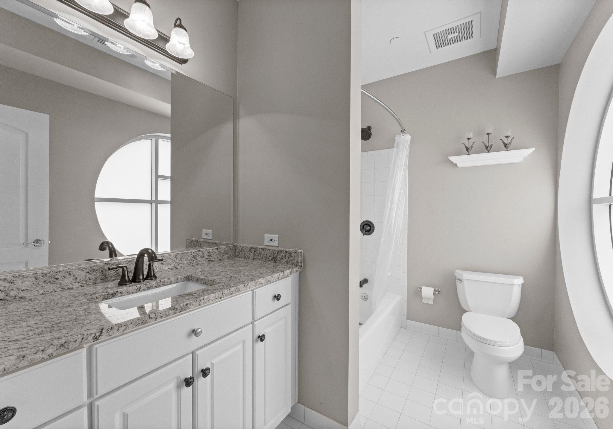 400 N Church Street #422 — Charlotte