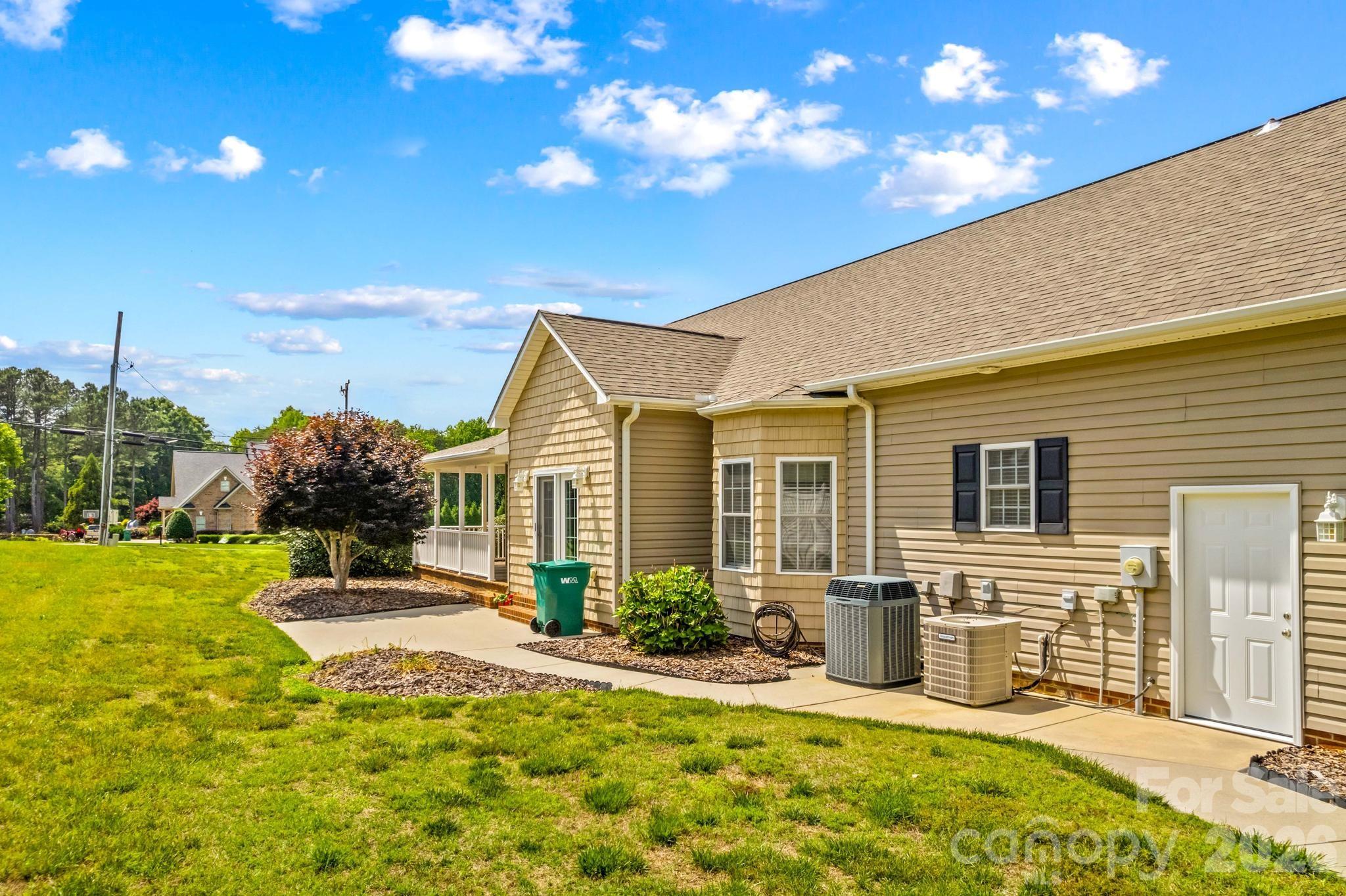 101 Devonshire Lane — Salisbury