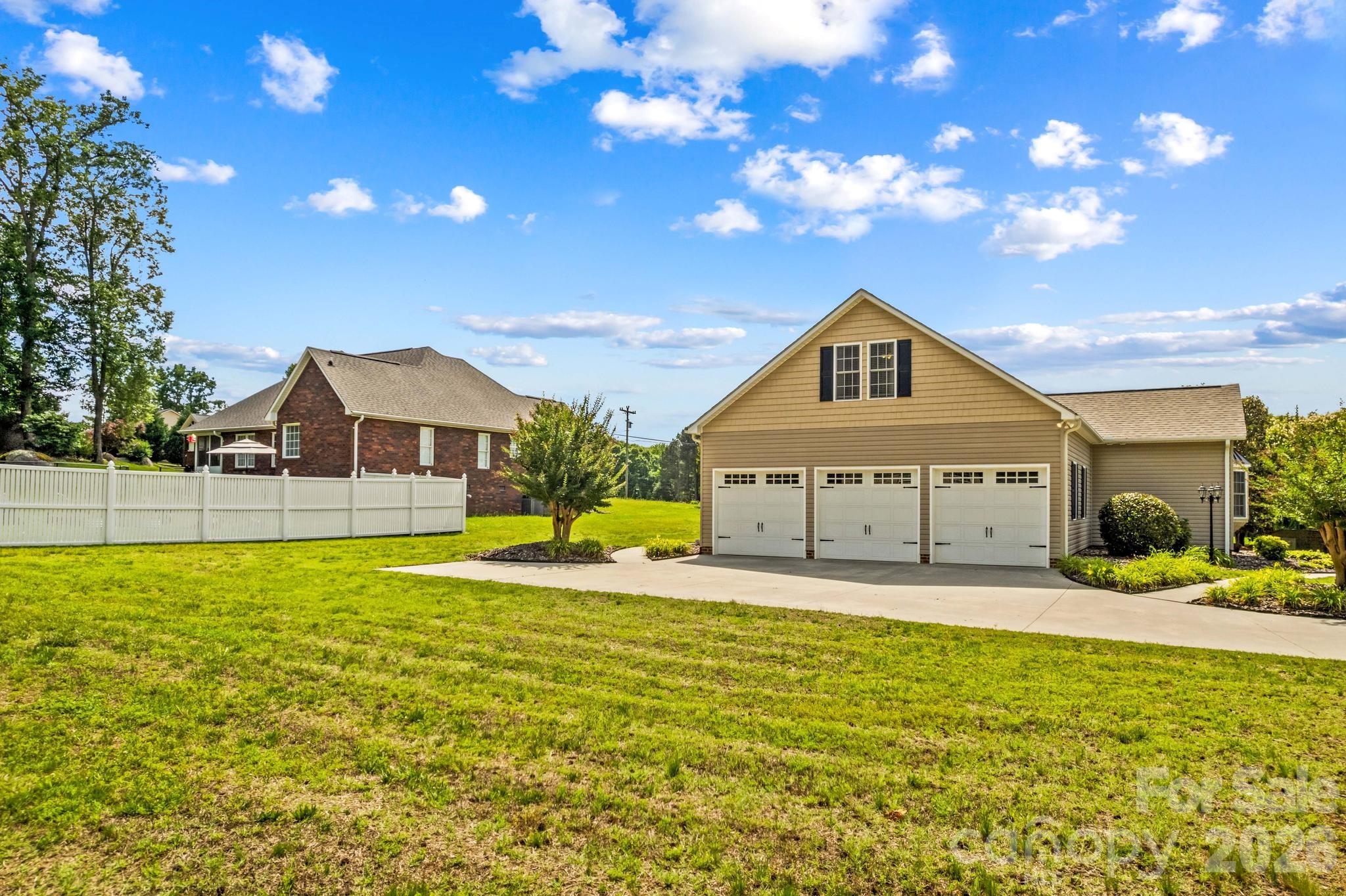 101 Devonshire Lane — Salisbury