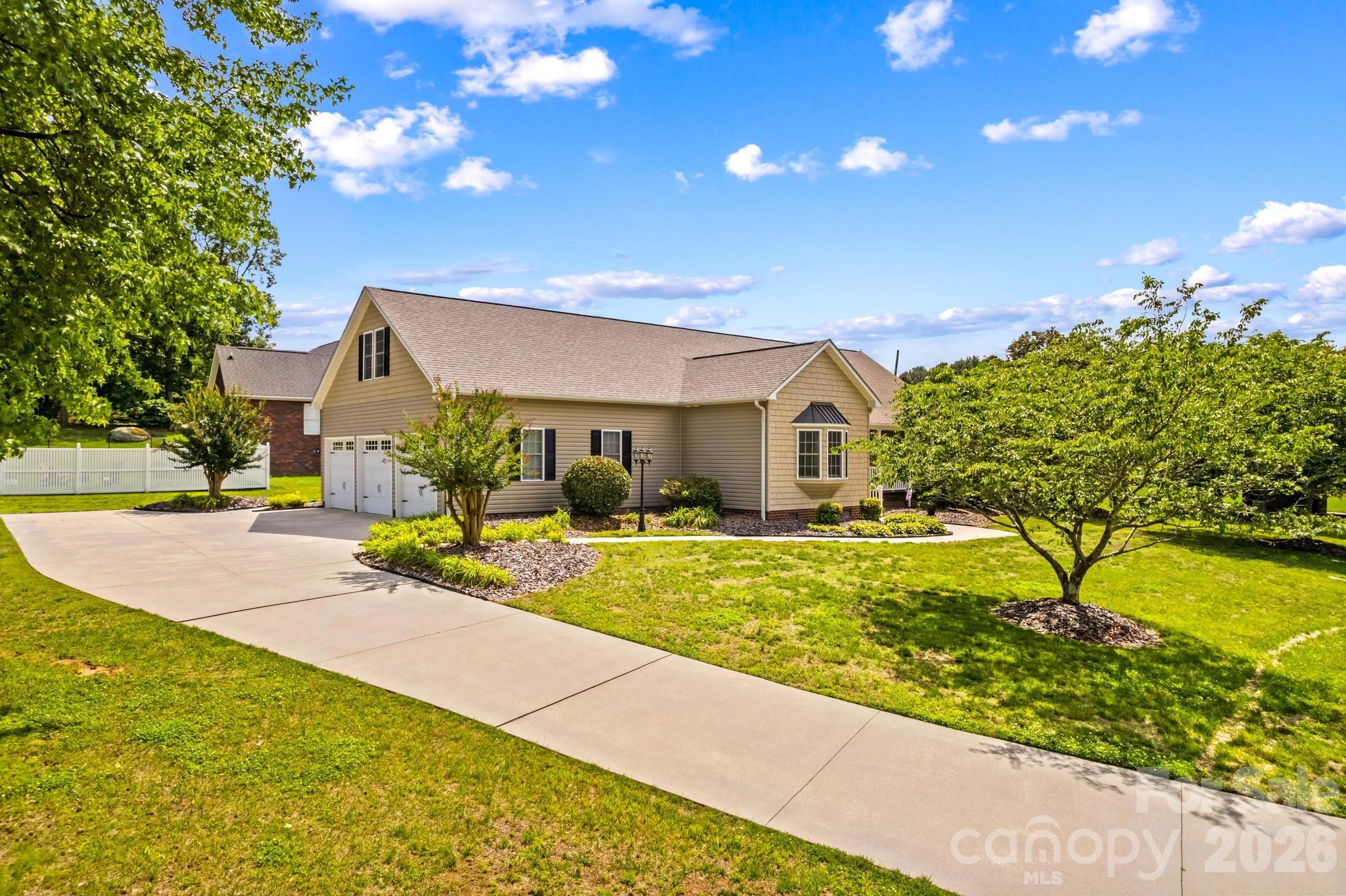 101 Devonshire Lane — Salisbury