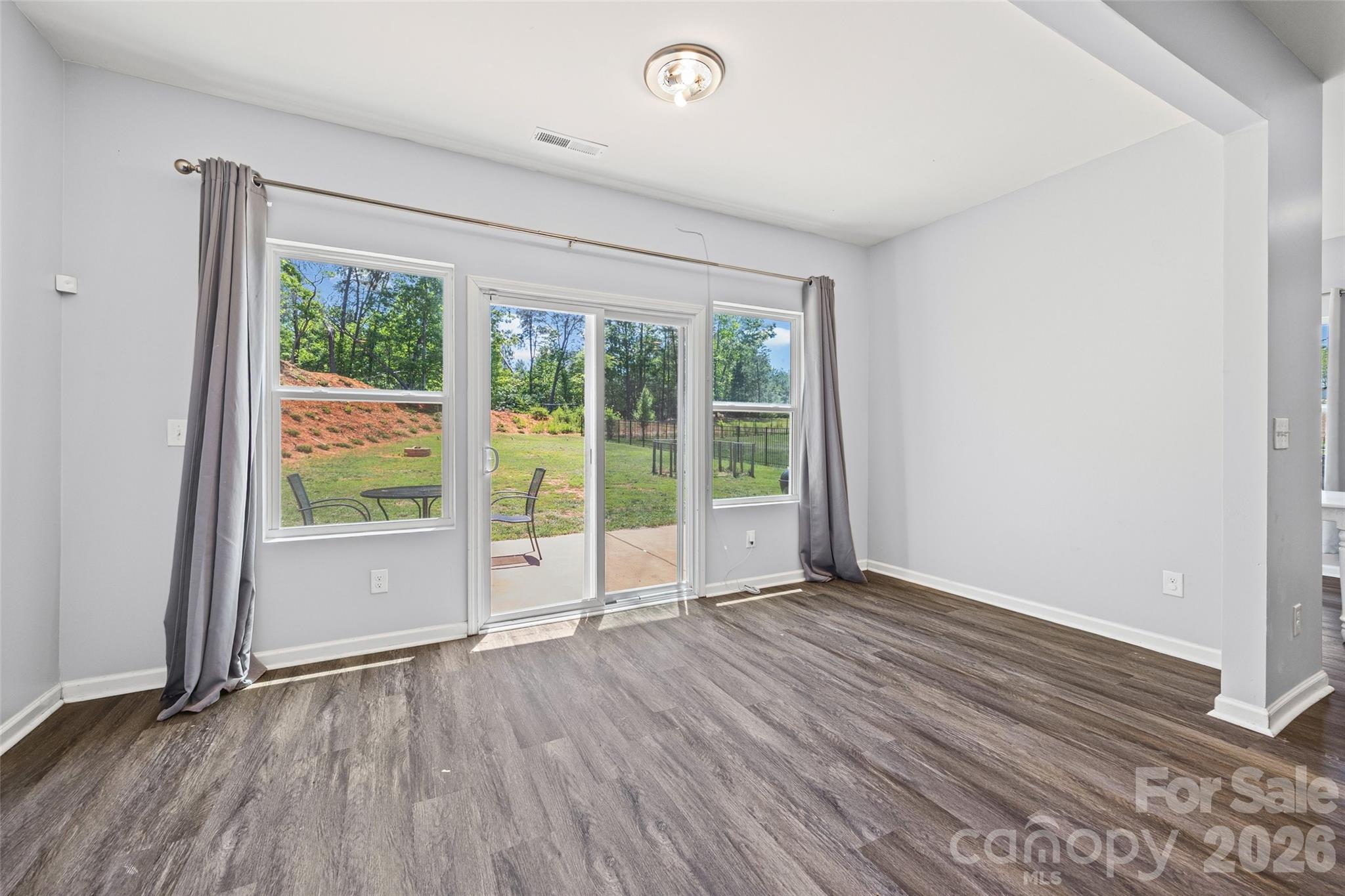14435 Maritime Drive — Lancaster