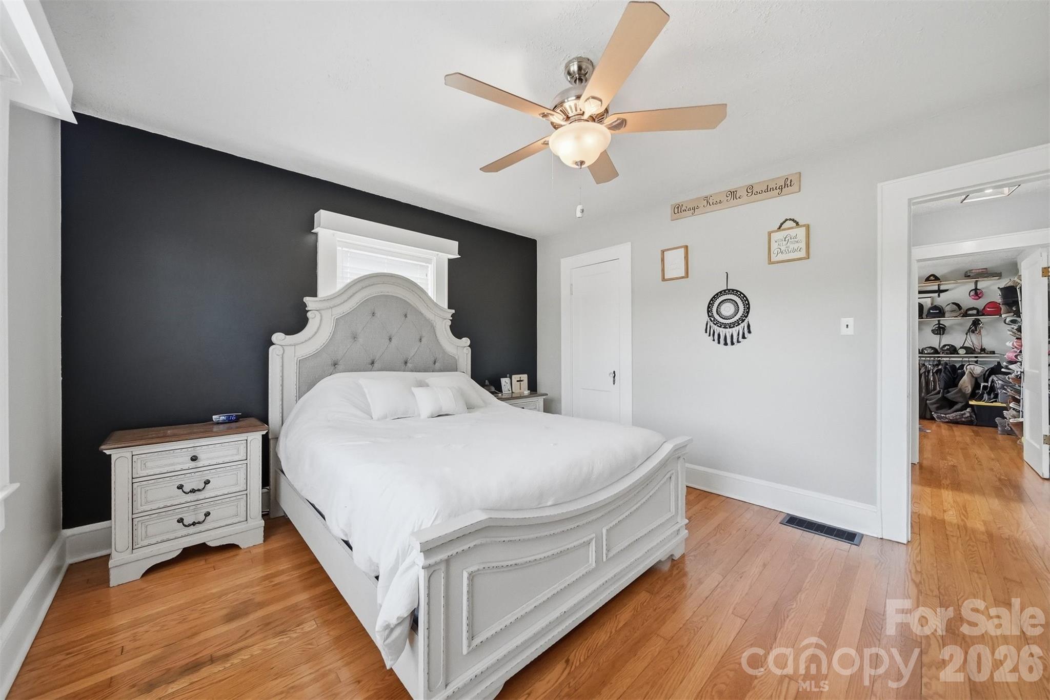 4039 Hartland Road — Lenoir