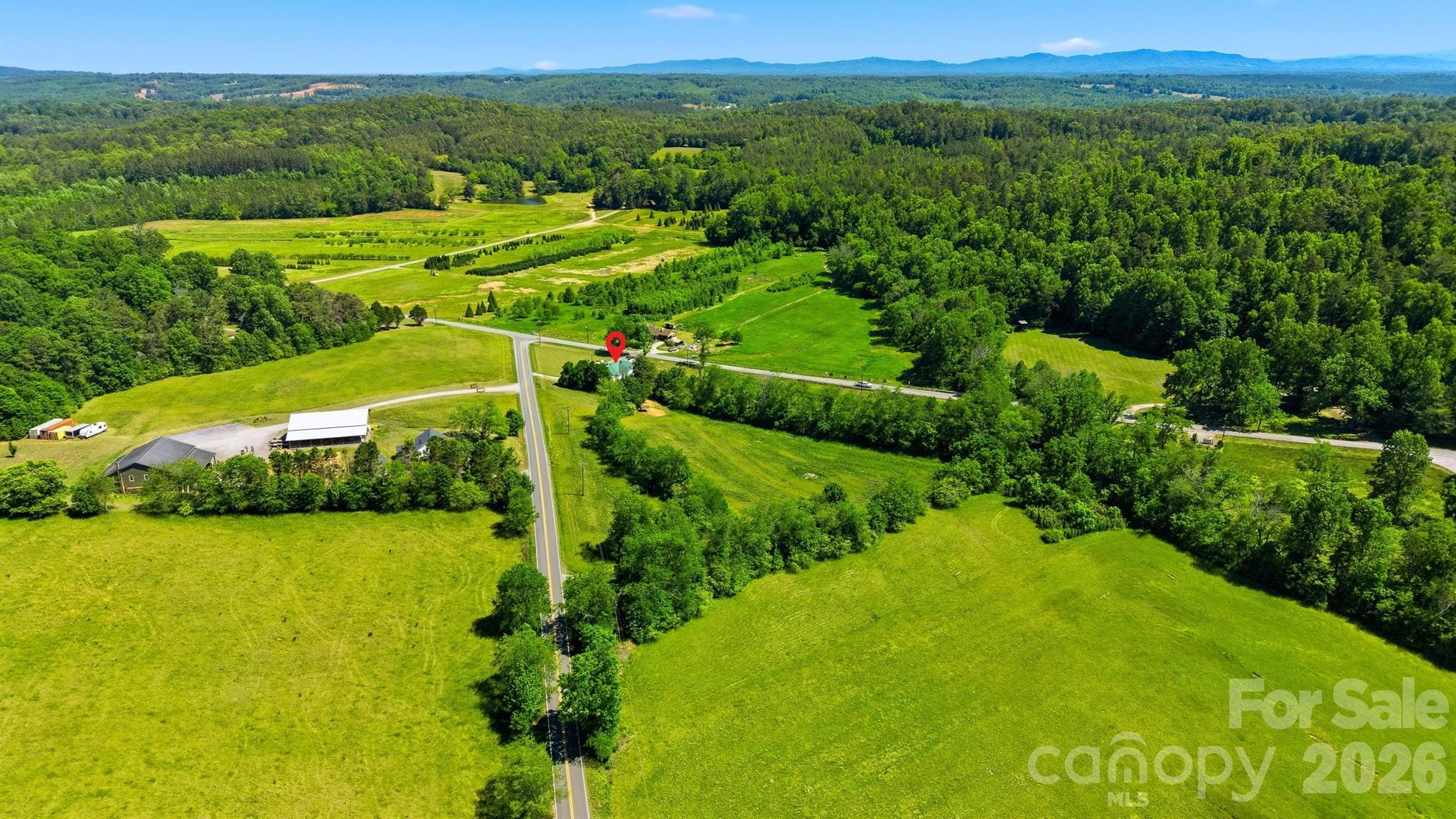 4039 Hartland Road — Lenoir