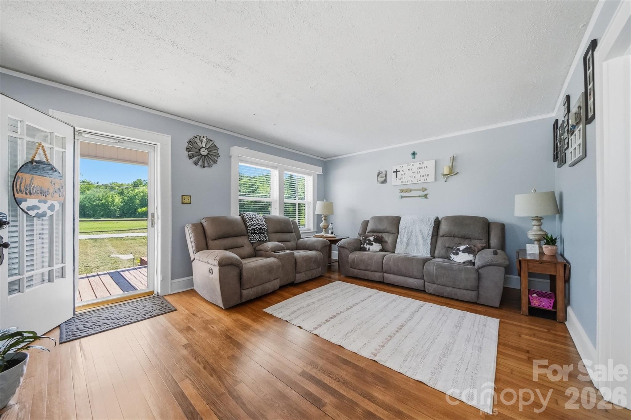 4039 Hartland Road — Lenoir
