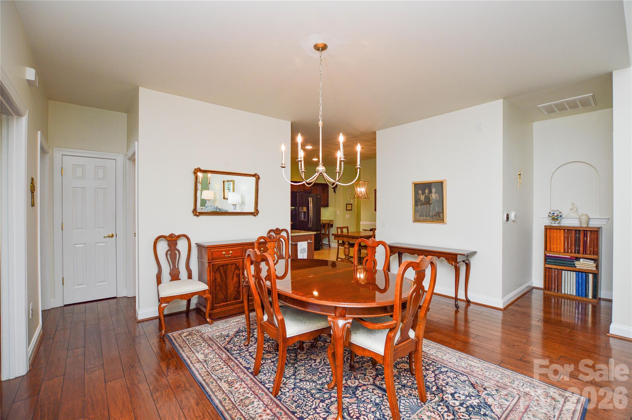 2249 N Castle Court — Matthews