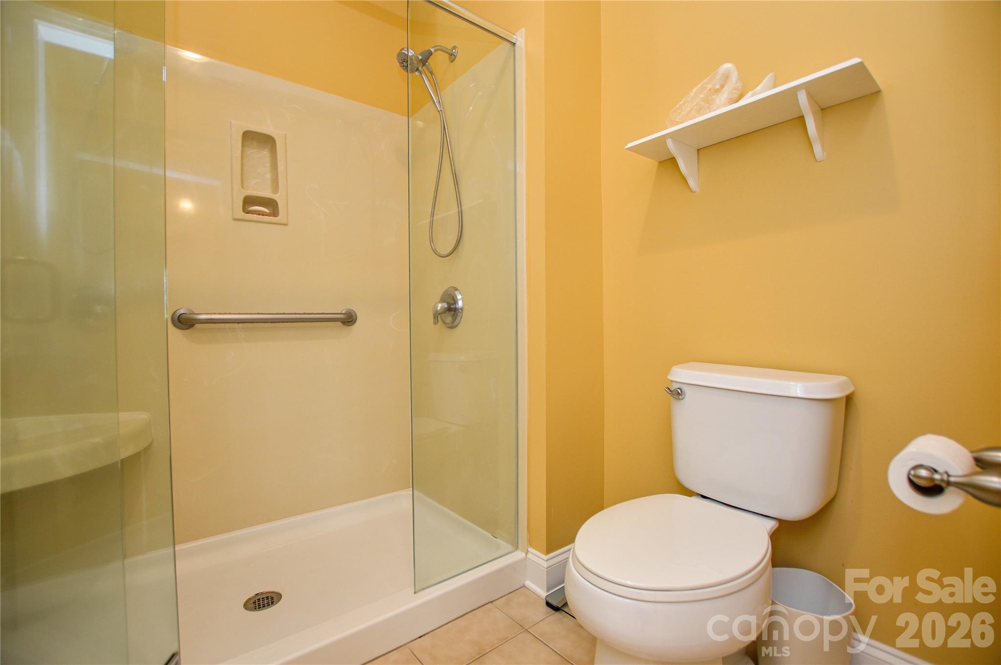 2249 N Castle Court — Matthews