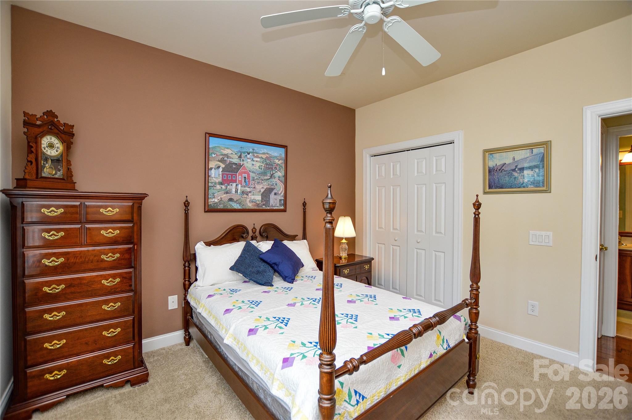 2249 N Castle Court — Matthews