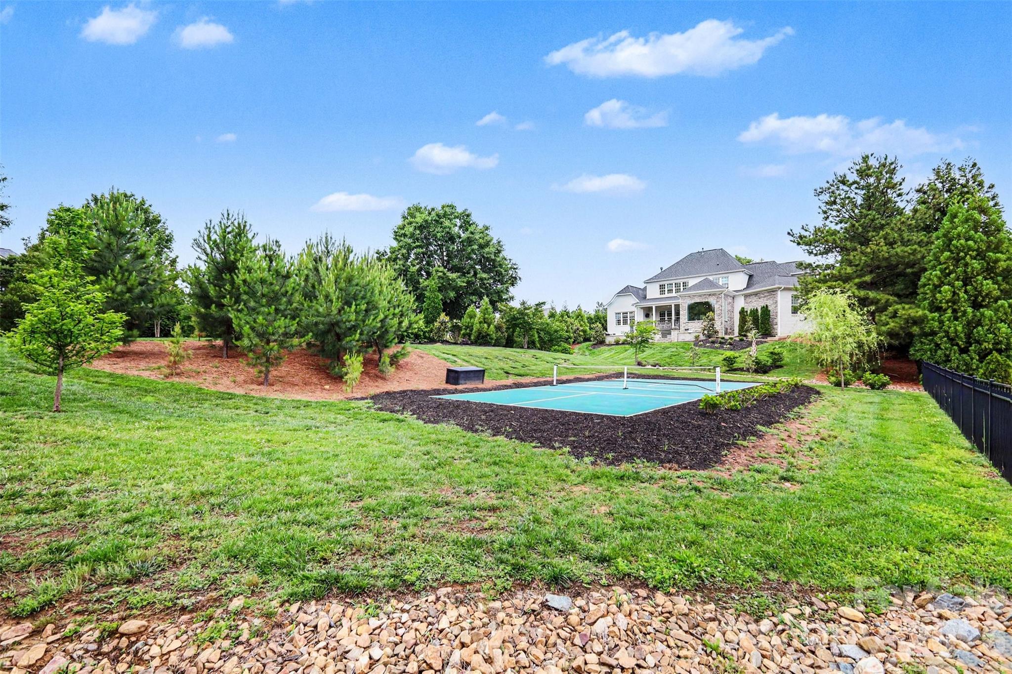 4002 Soleado Drive — Matthews