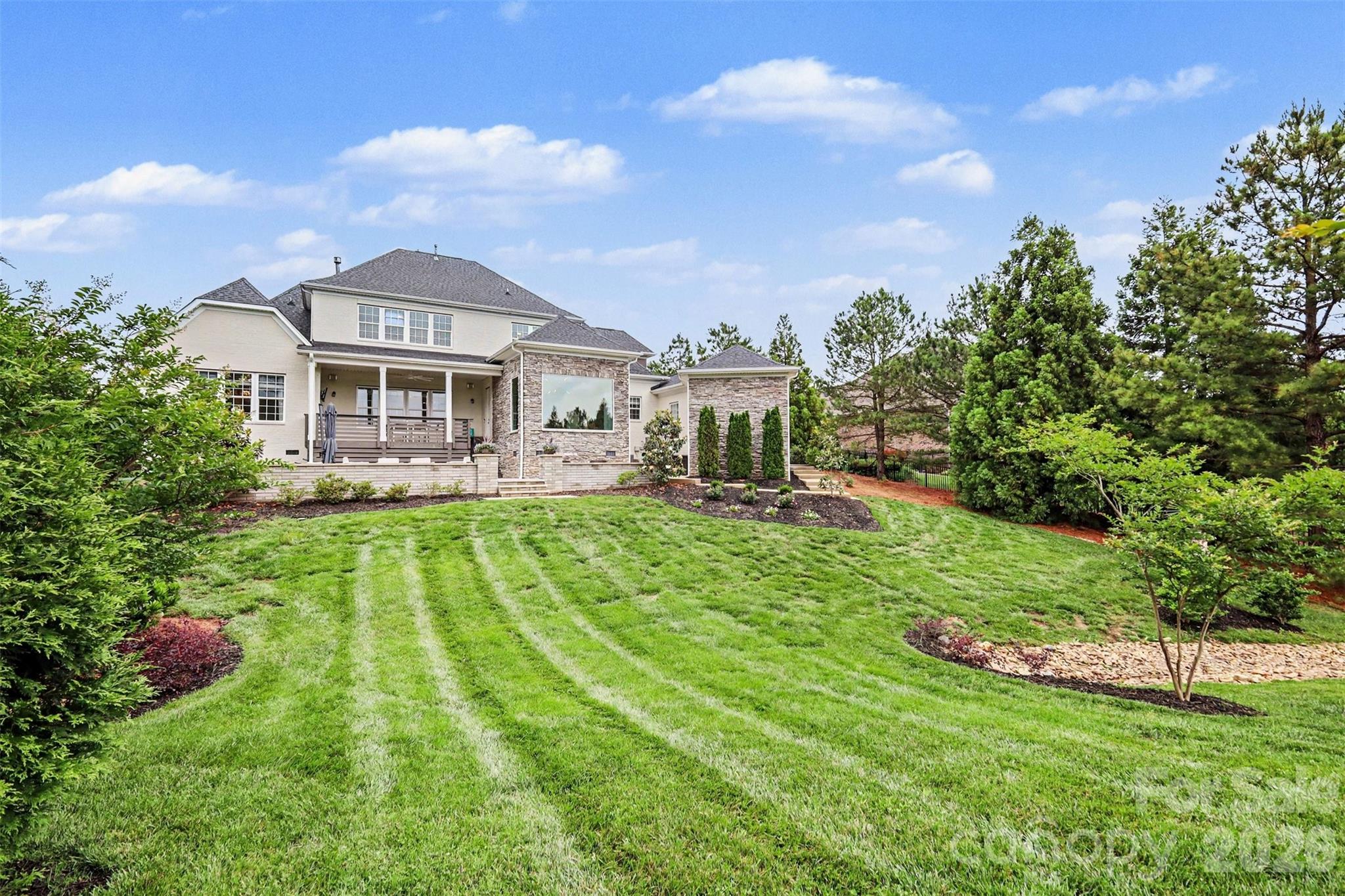 4002 Soleado Drive — Matthews