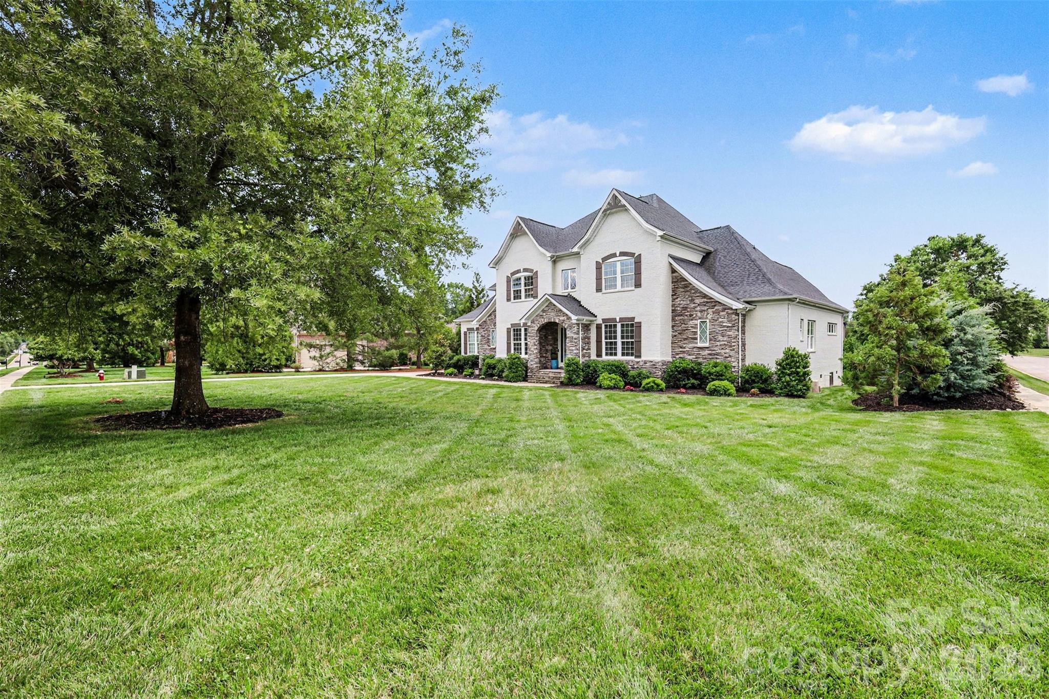 4002 Soleado Drive — Matthews