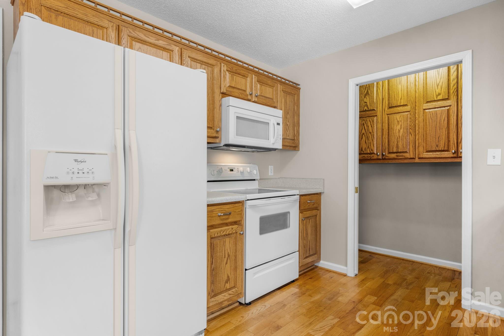 4967 Addison Lane — Hickory