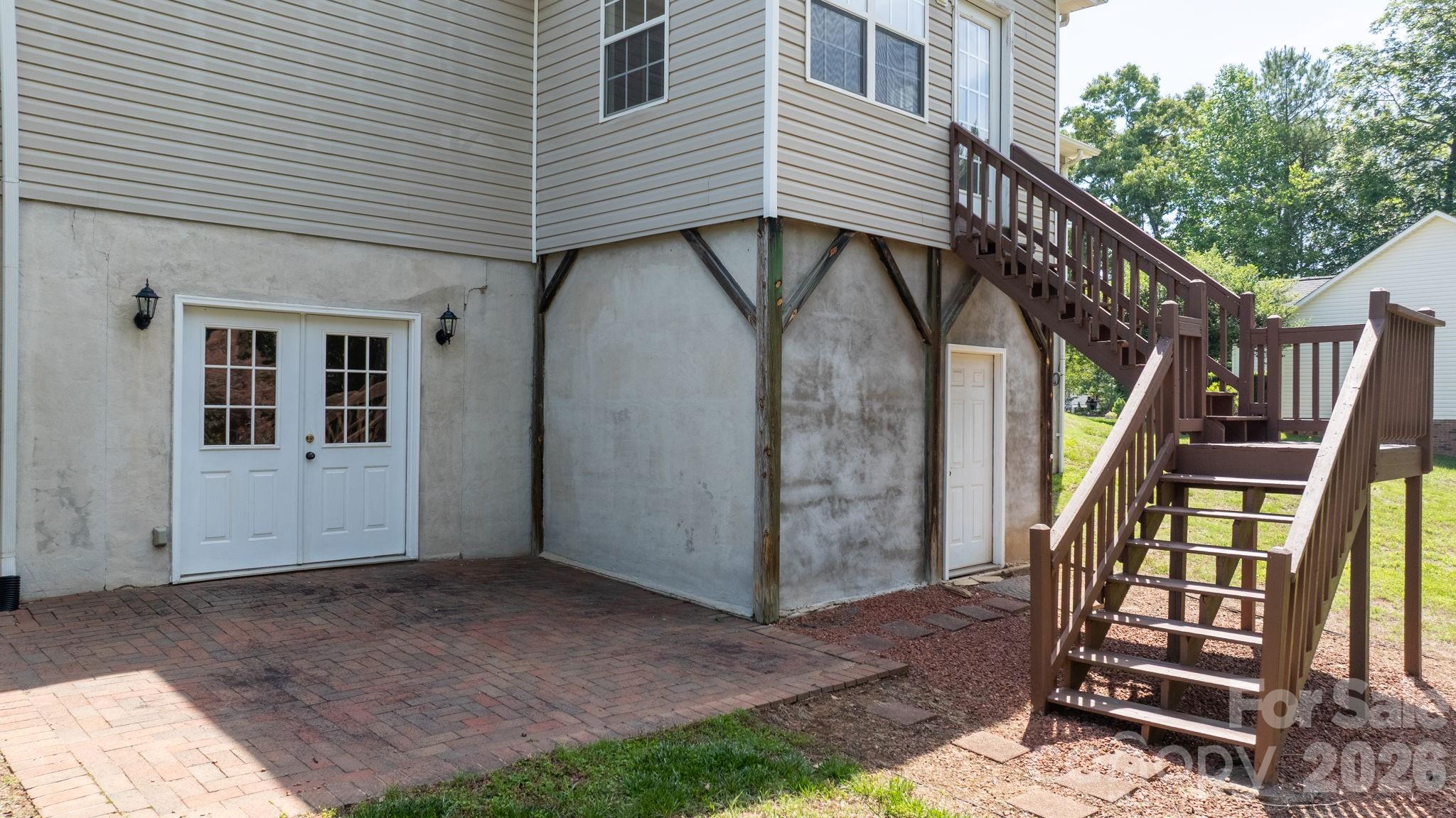 4967 Addison Lane — Hickory