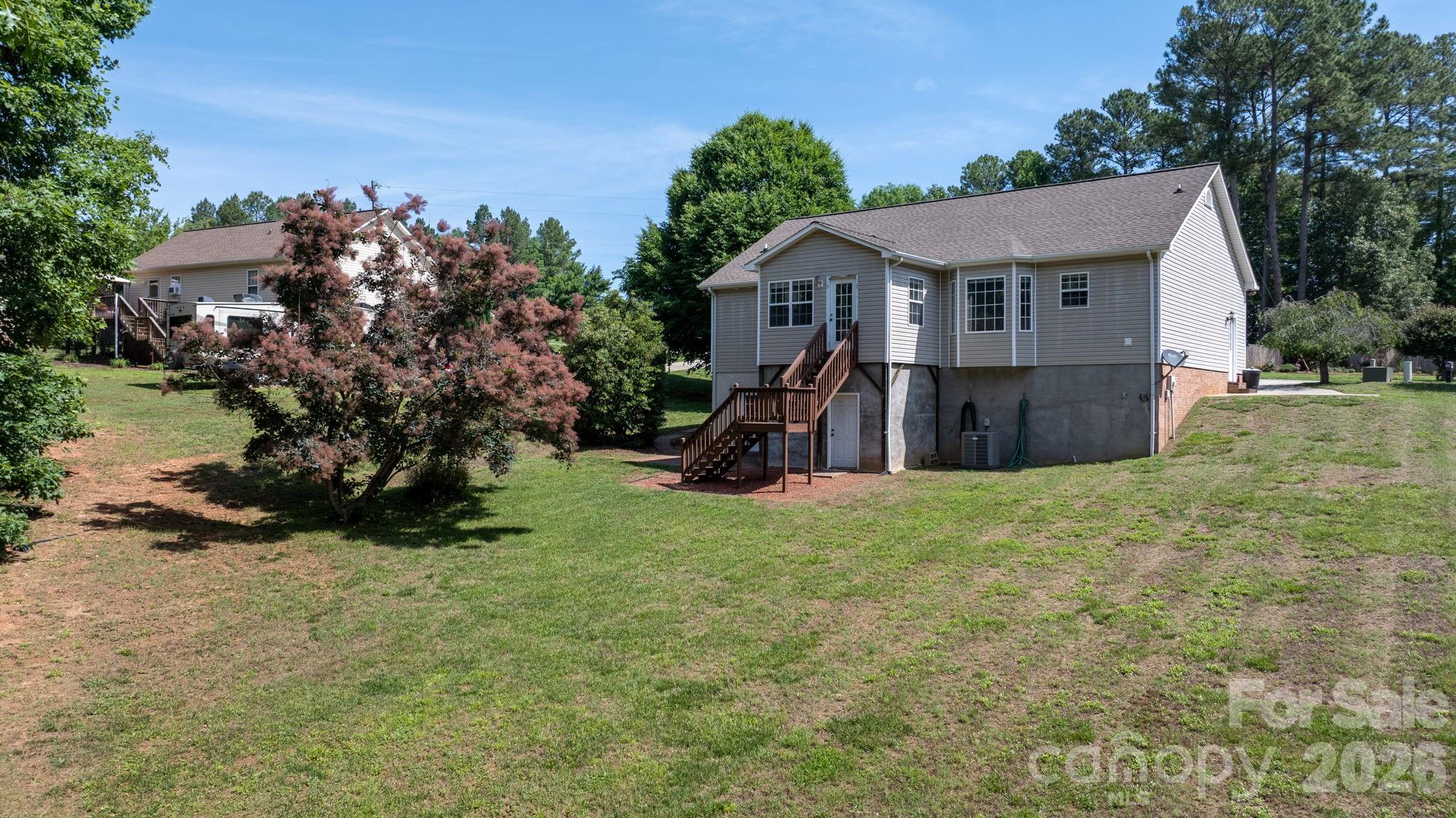 4967 Addison Lane — Hickory