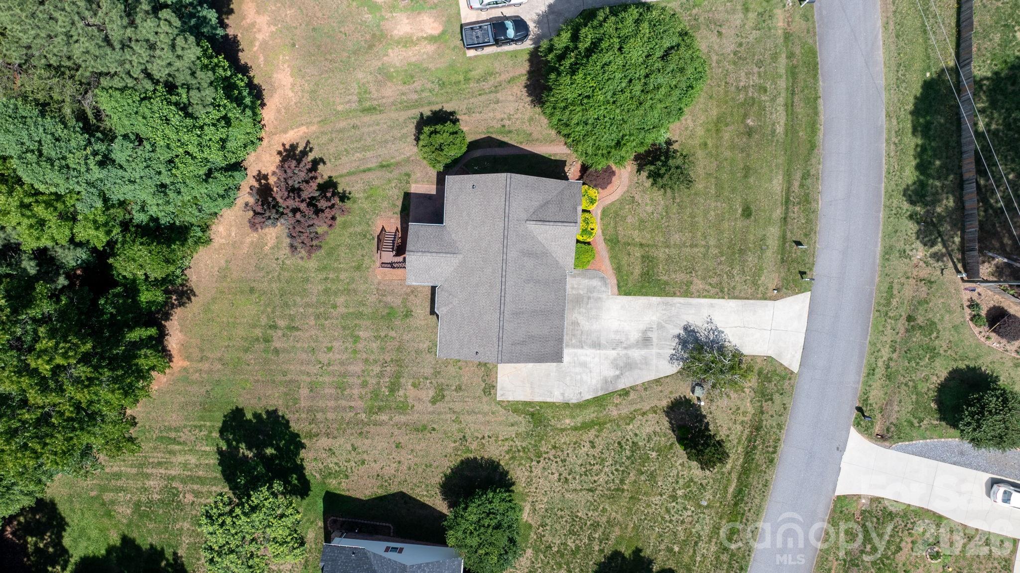 4967 Addison Lane — Hickory