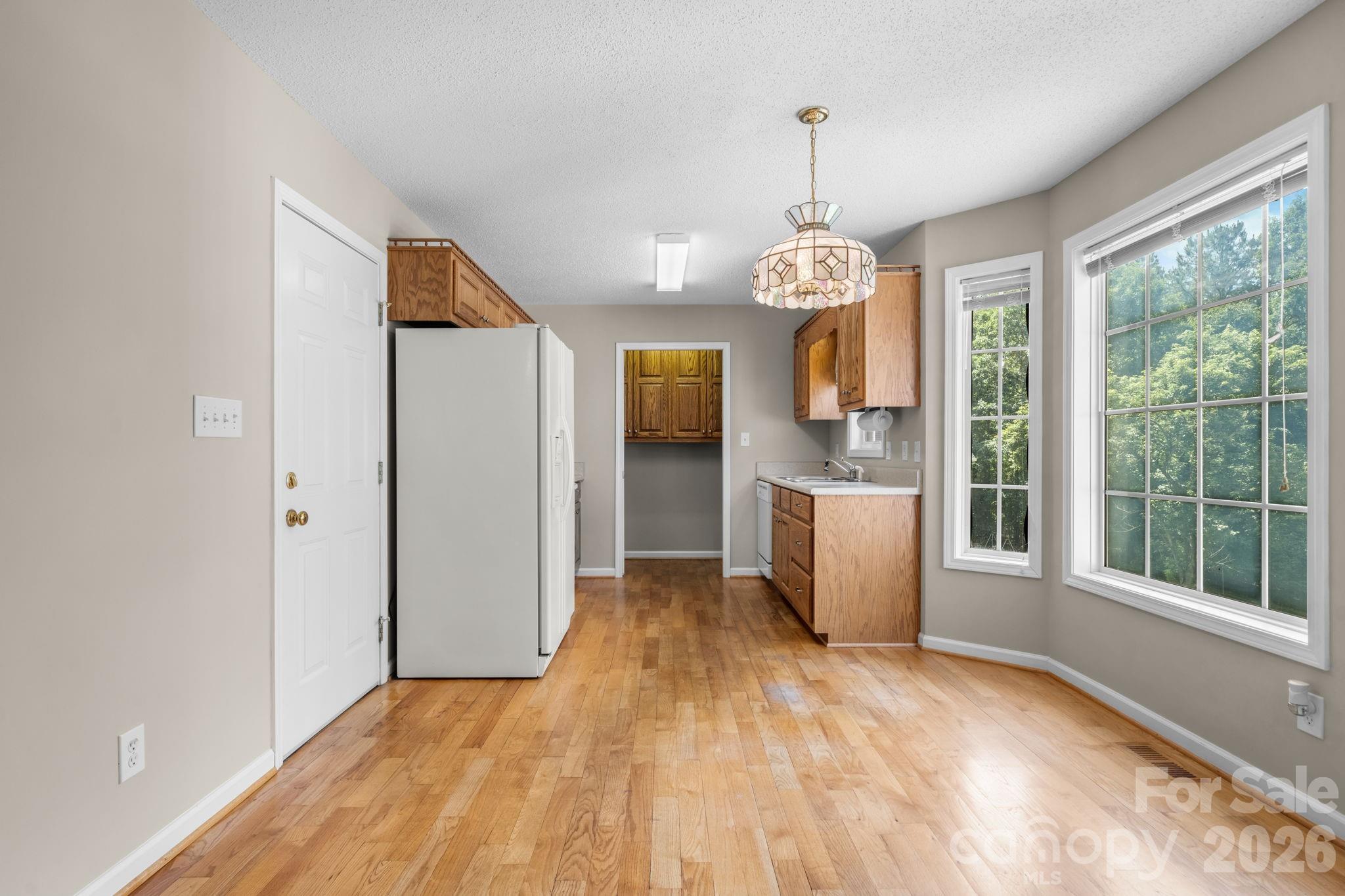 4967 Addison Lane — Hickory