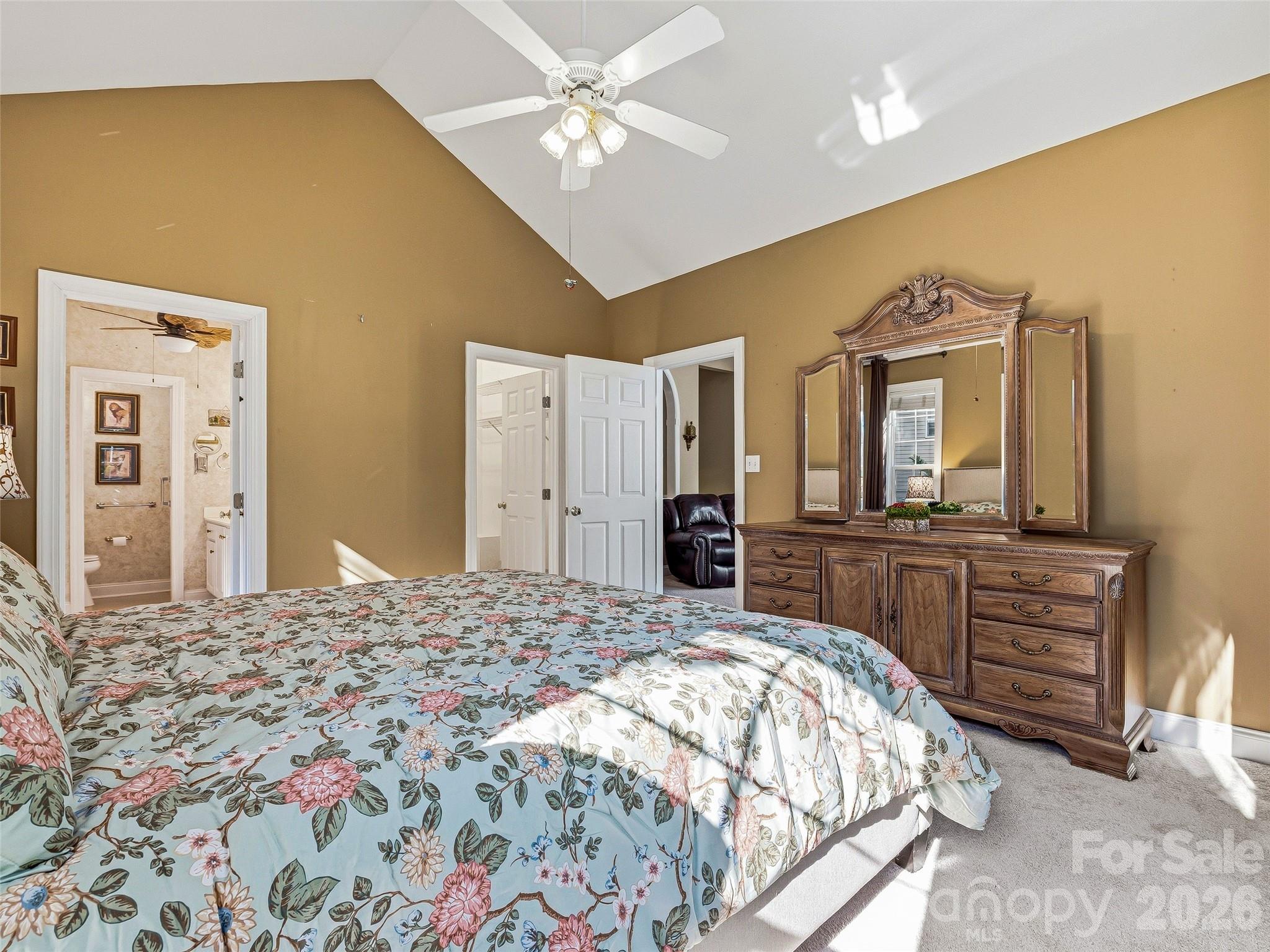 117 Hibiscus Lane — Asheville