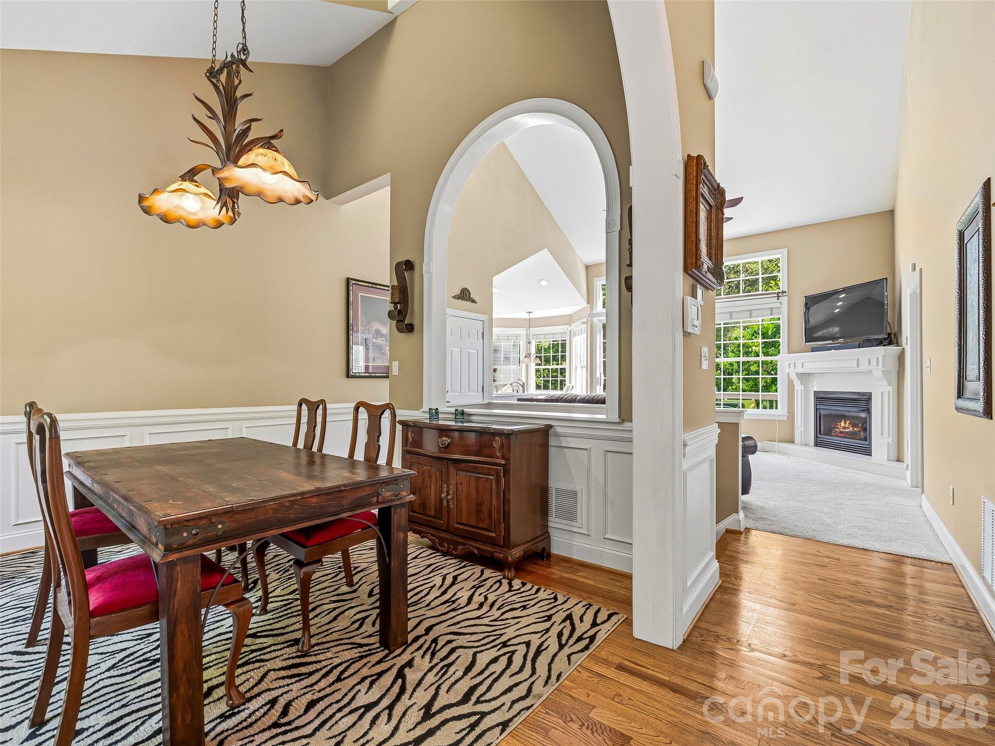 117 Hibiscus Lane — Asheville
