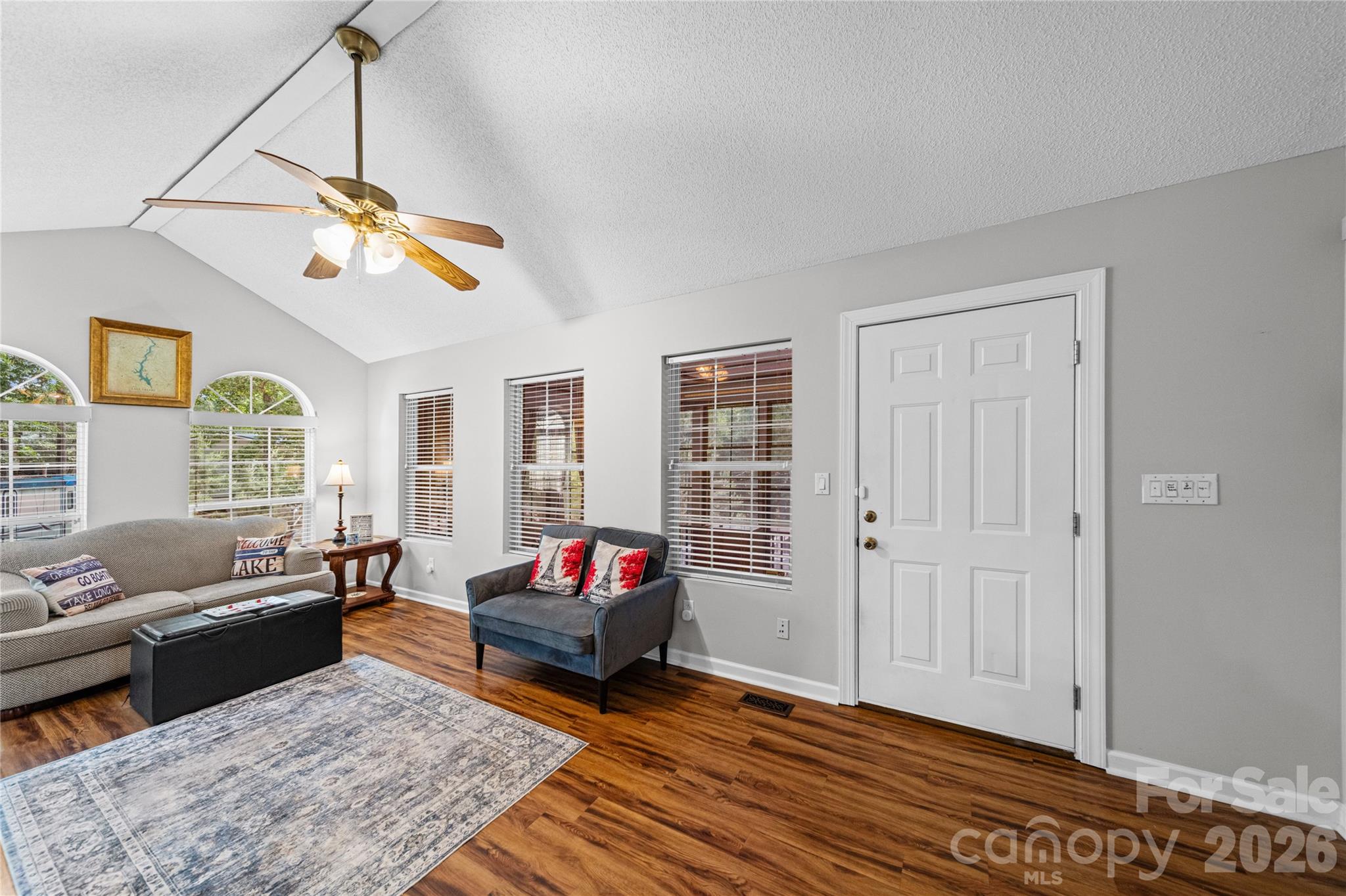 278/280 Lake Tillery Trail — Mount Gilead