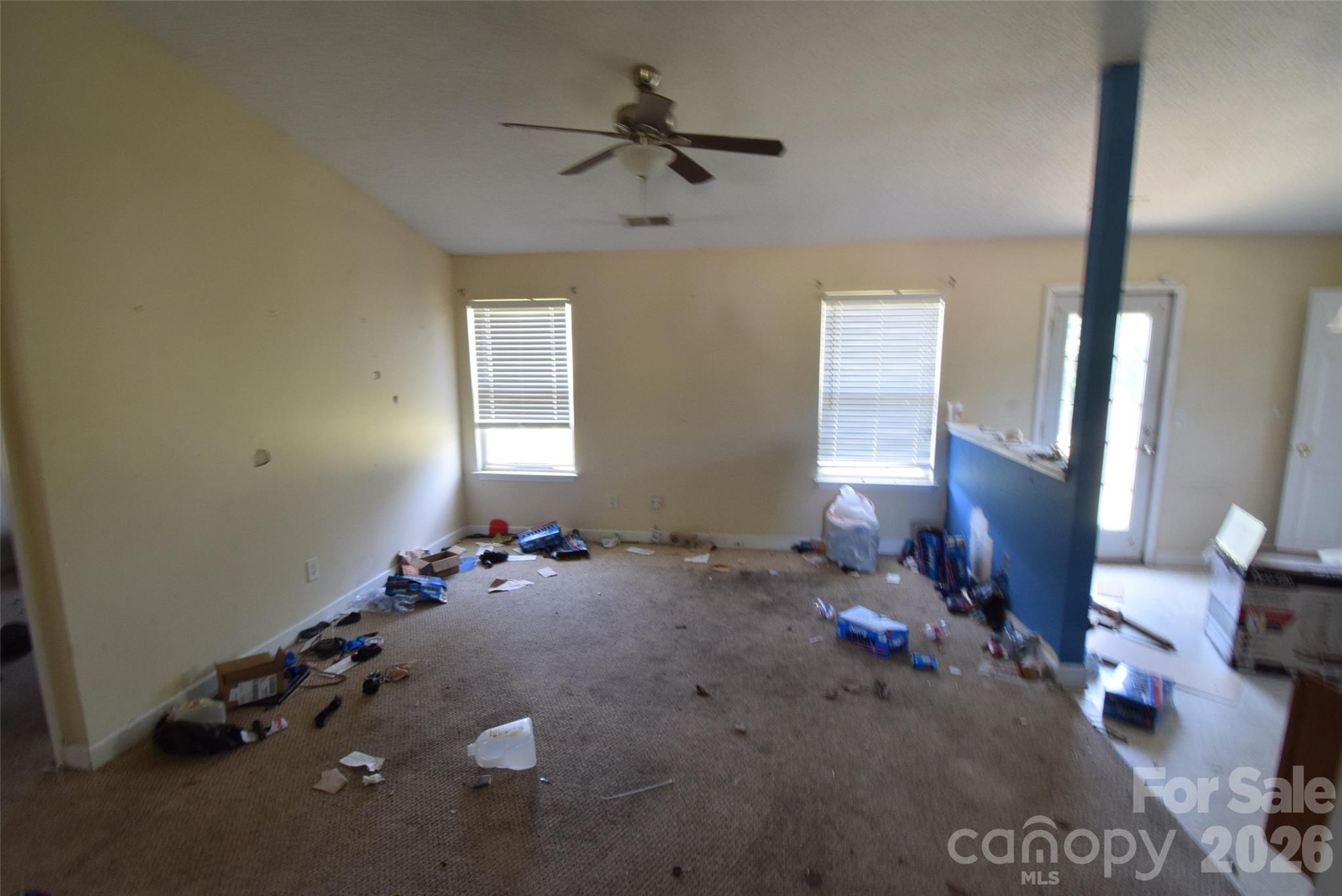 633 Overlook Road — Lowell
