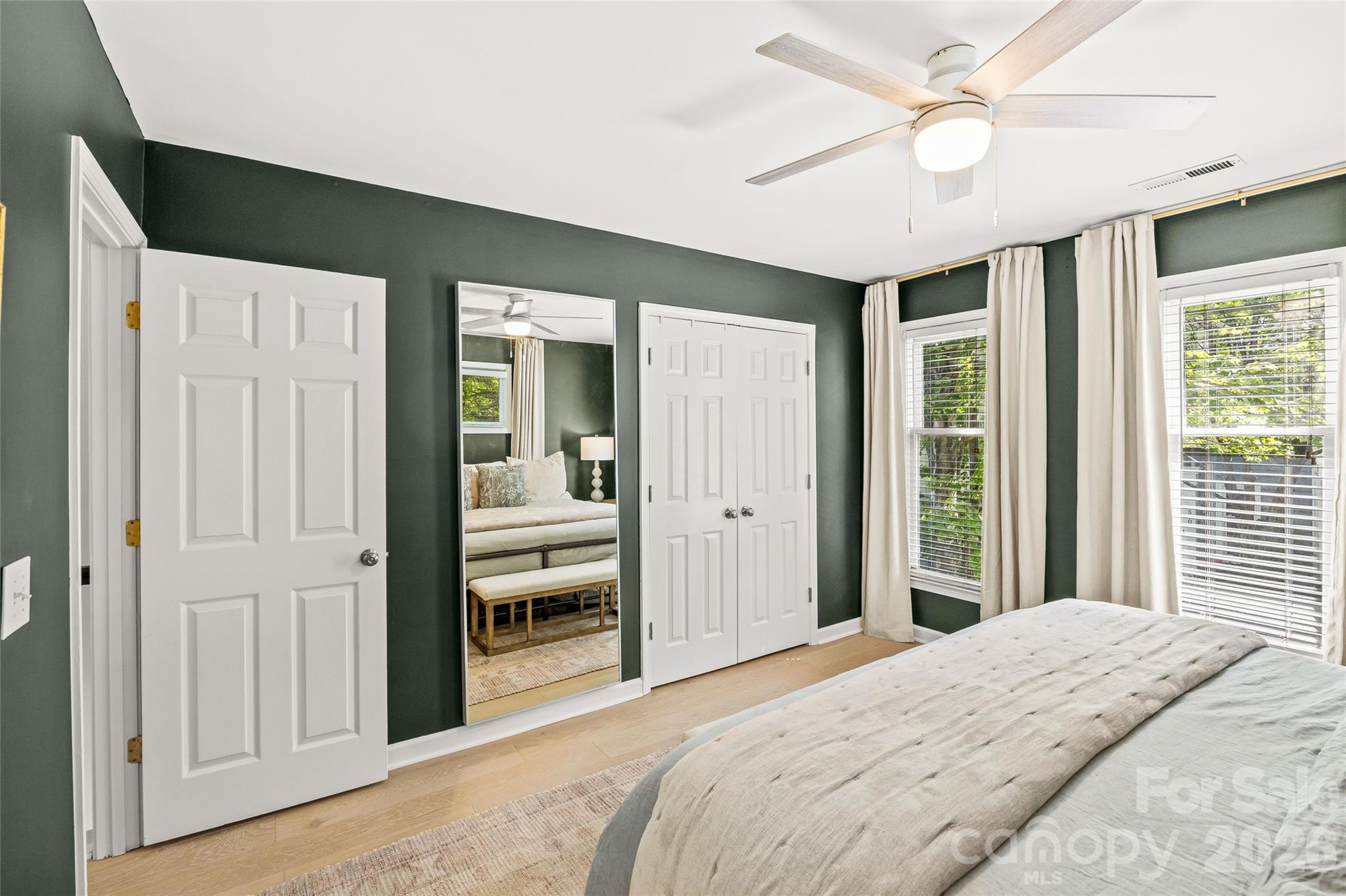 1536 Cleveland Avenue — Charlotte