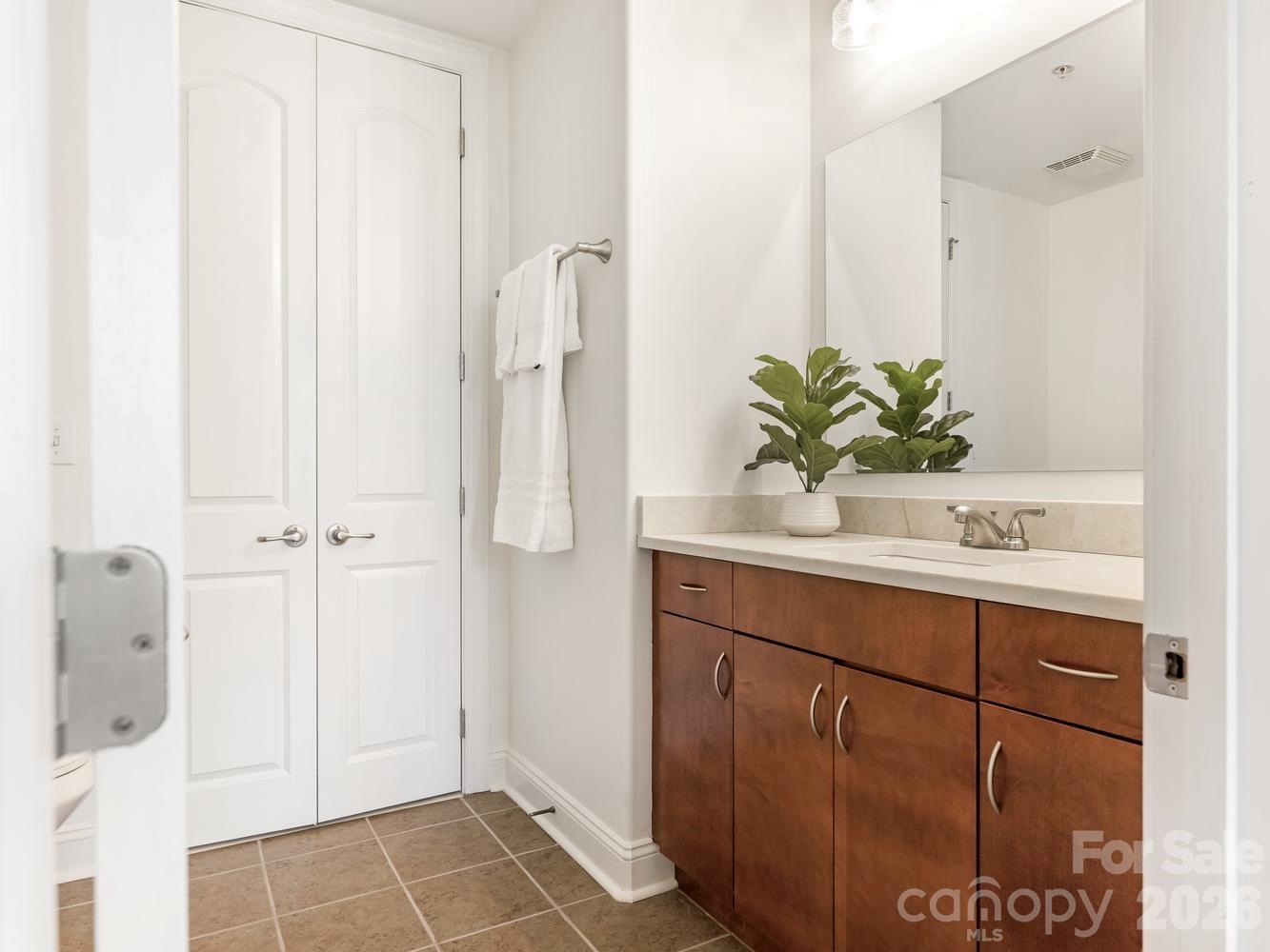 4620 Piedmont Row Drive #416 — Charlotte
