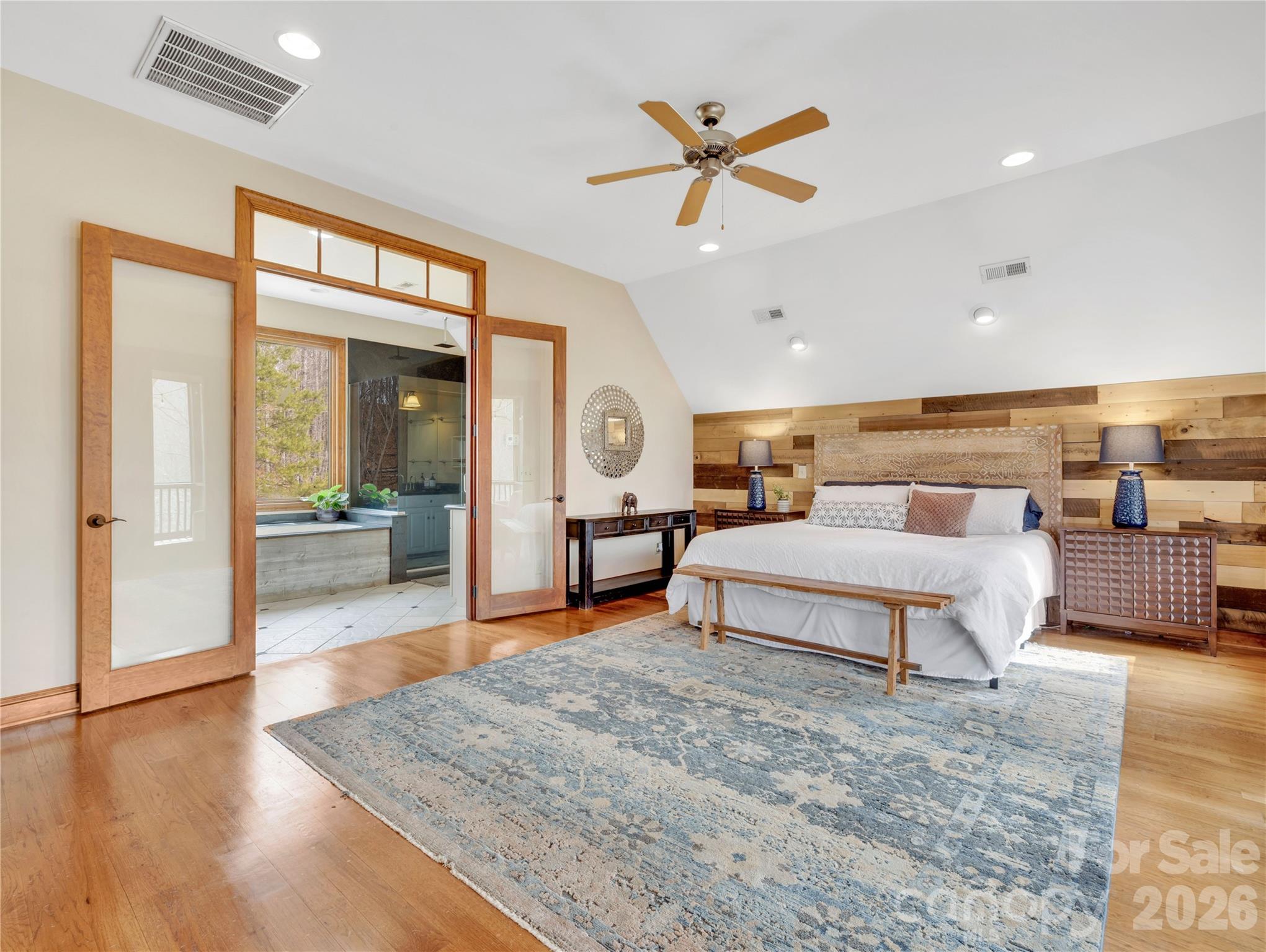 184 Deep Woods Lane — Saluda