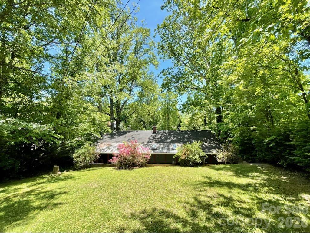 213 N Park Lane — Black Mountain
