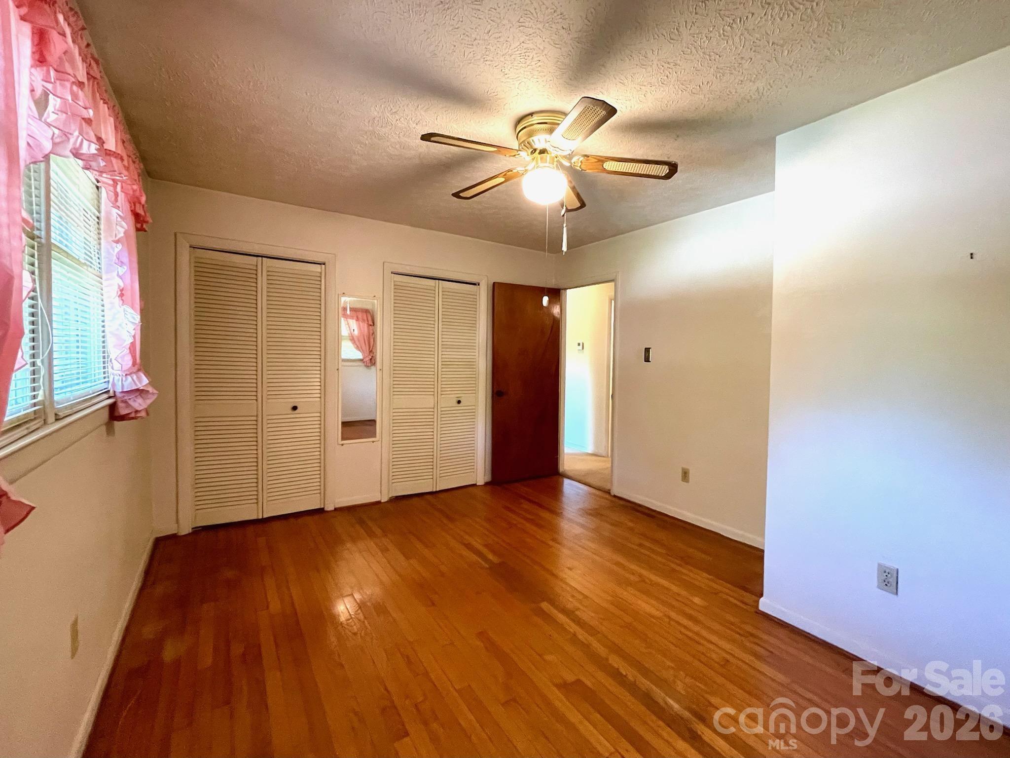 213 N Park Lane — Black Mountain