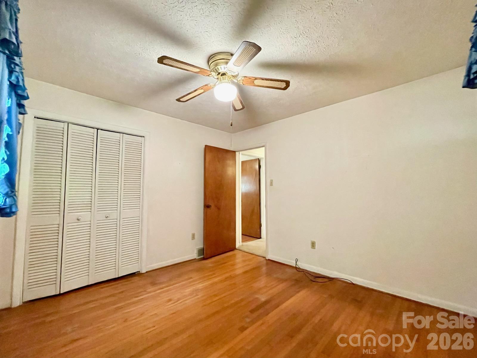 213 N Park Lane — Black Mountain