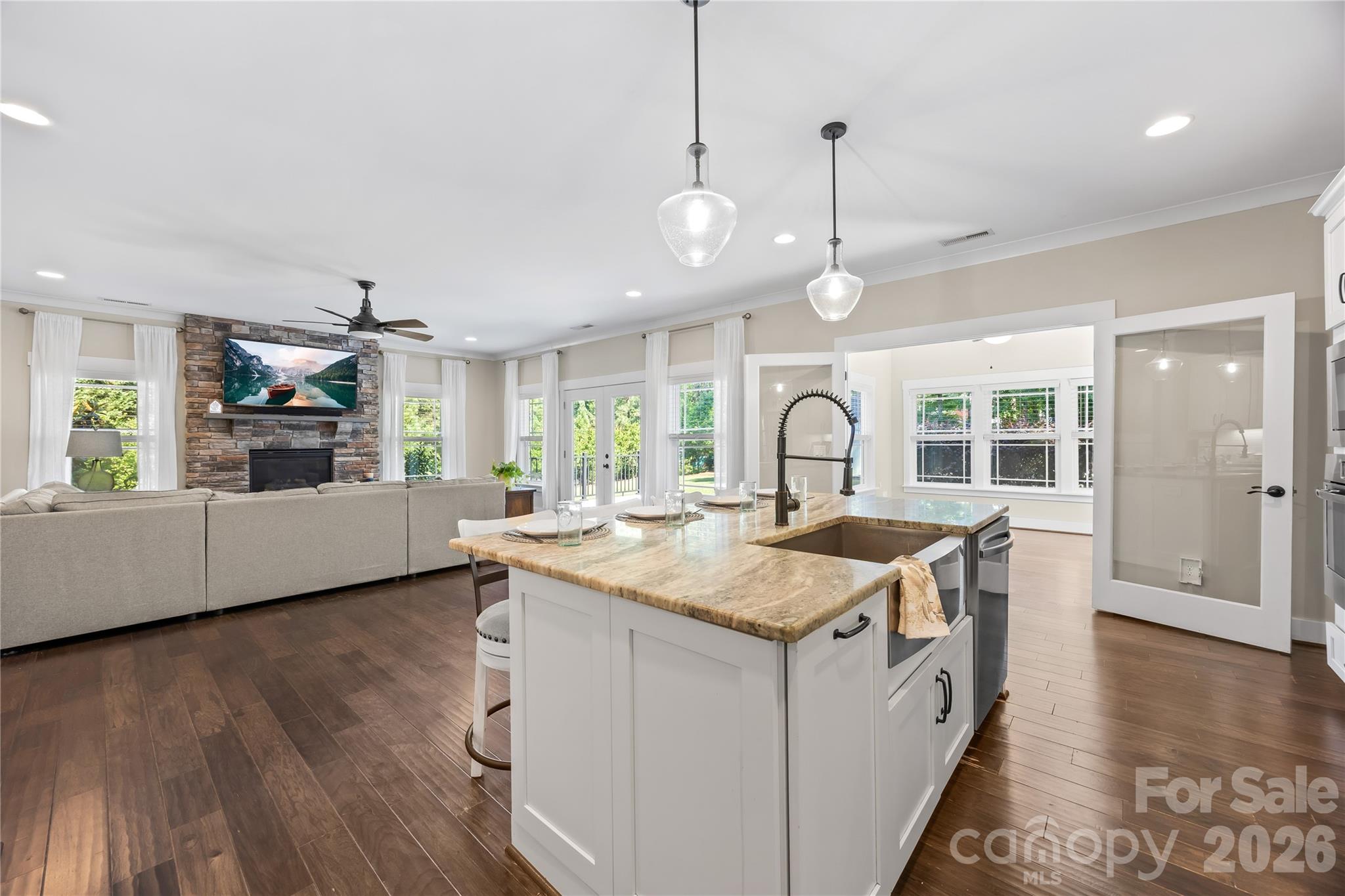 334 McCrary Road — Mooresville