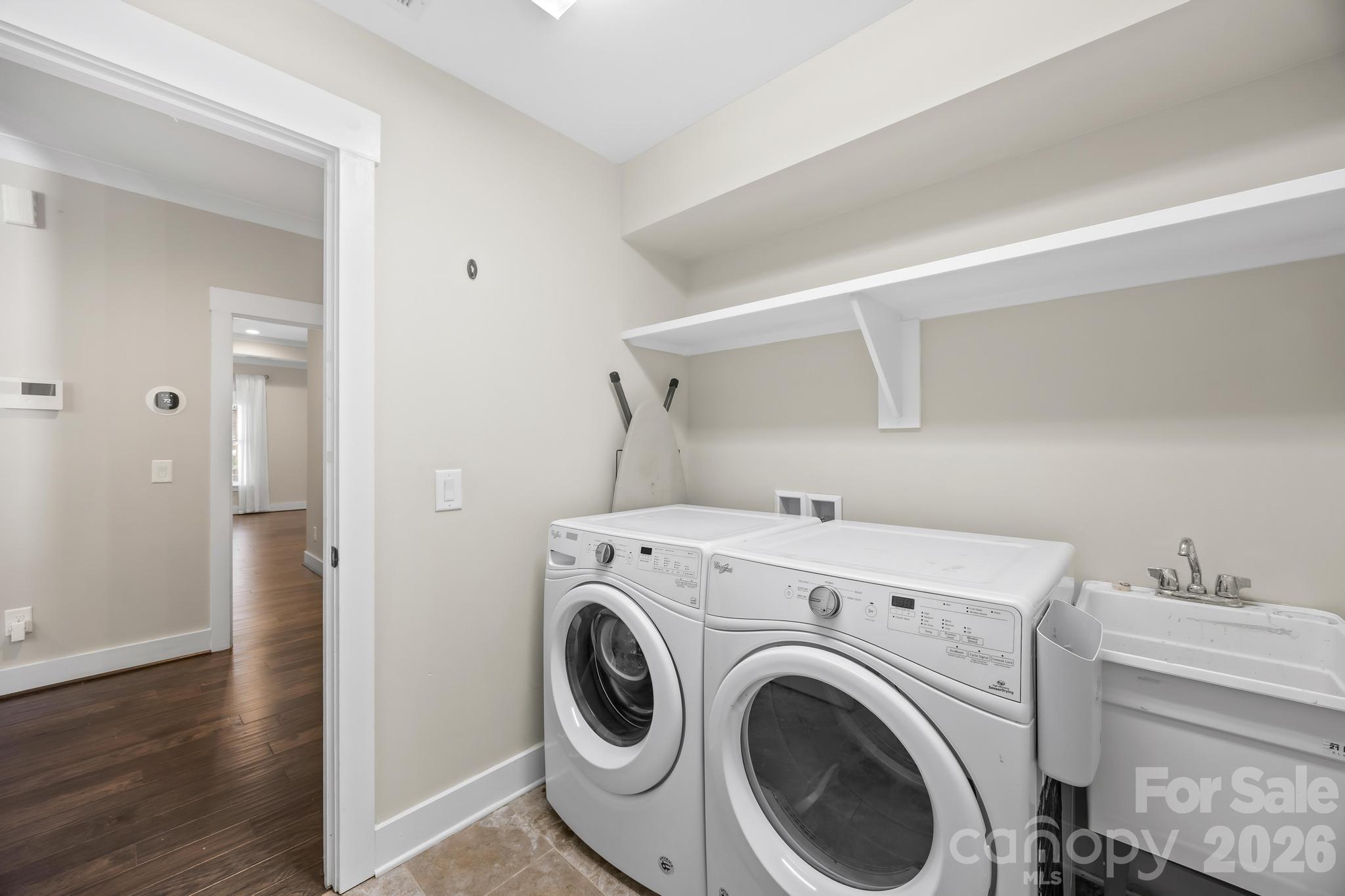 334 McCrary Road — Mooresville