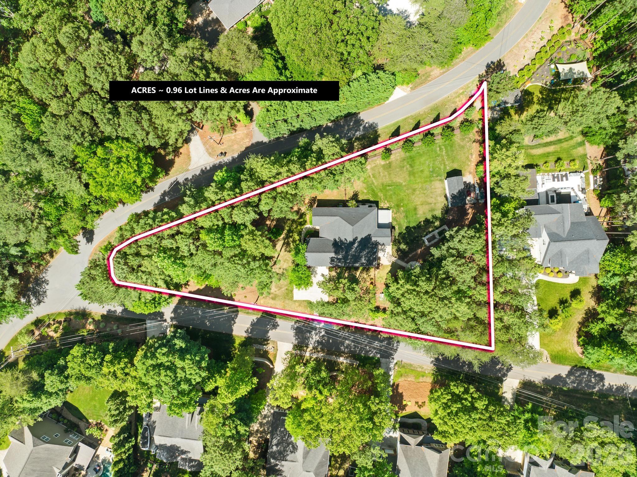 334 McCrary Road — Mooresville