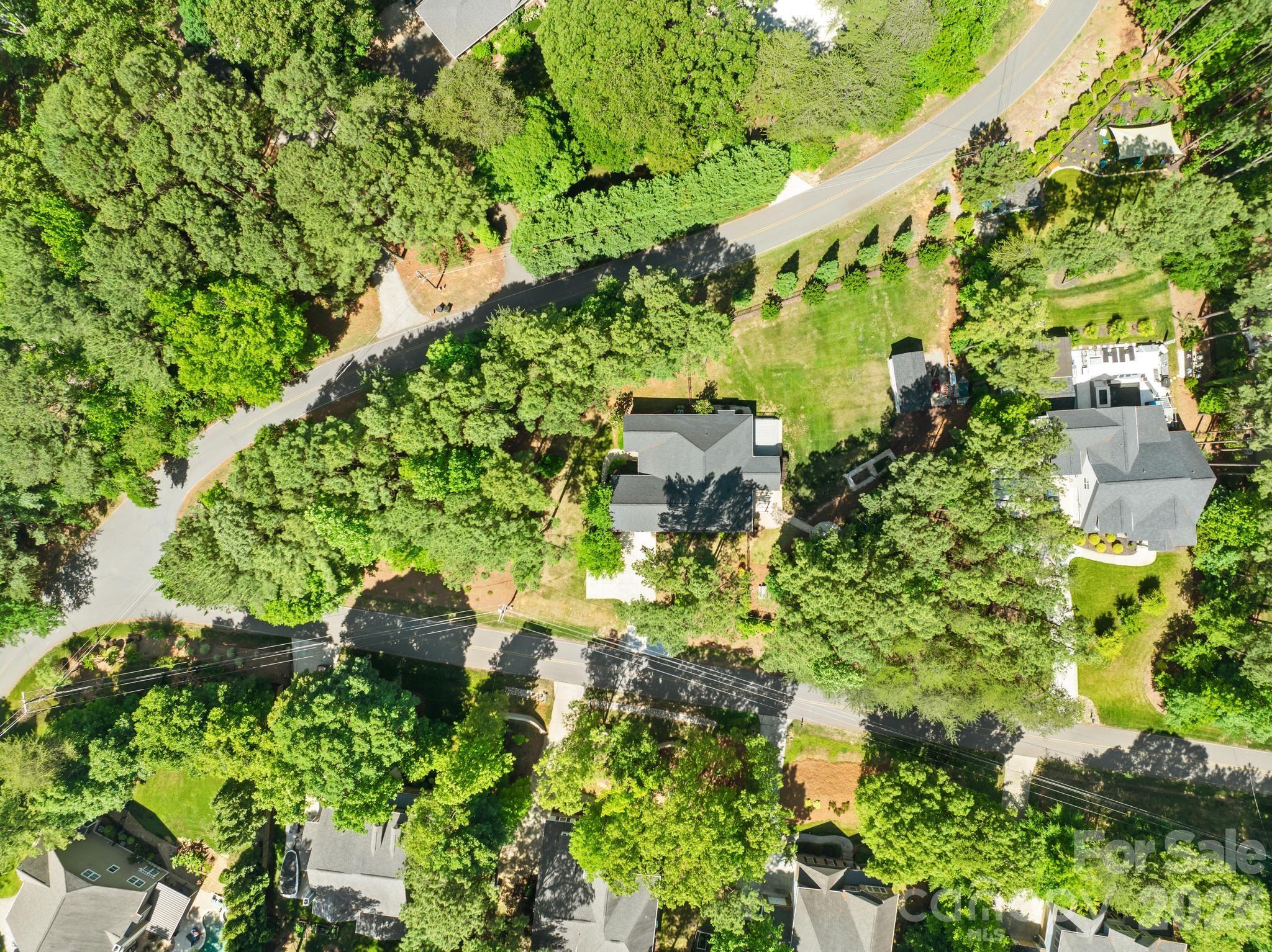 334 McCrary Road — Mooresville