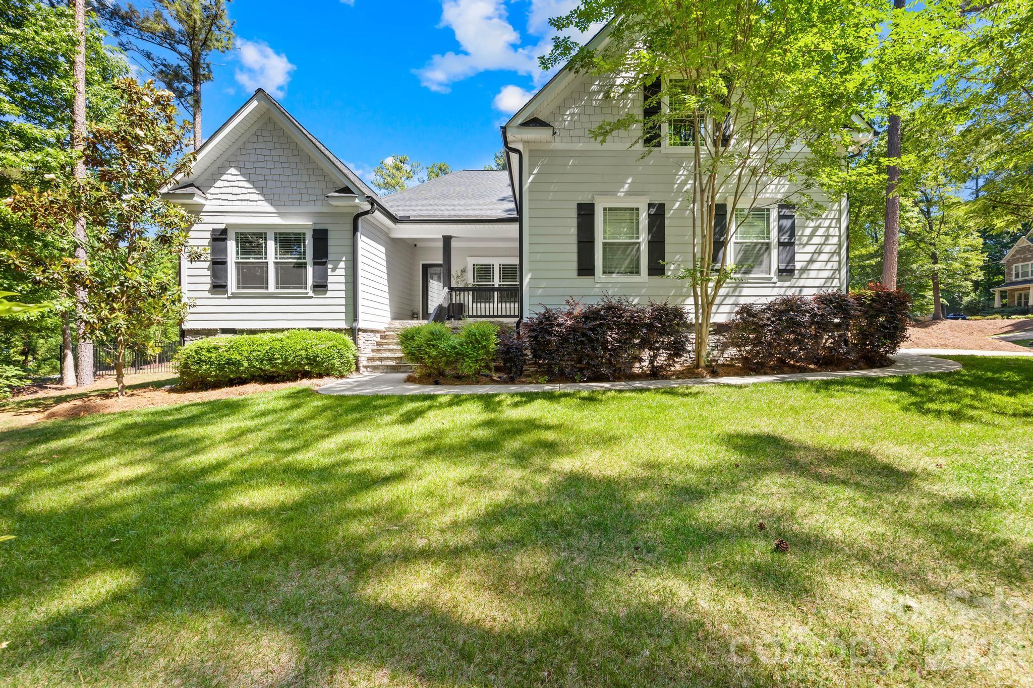 334 McCrary Road — Mooresville