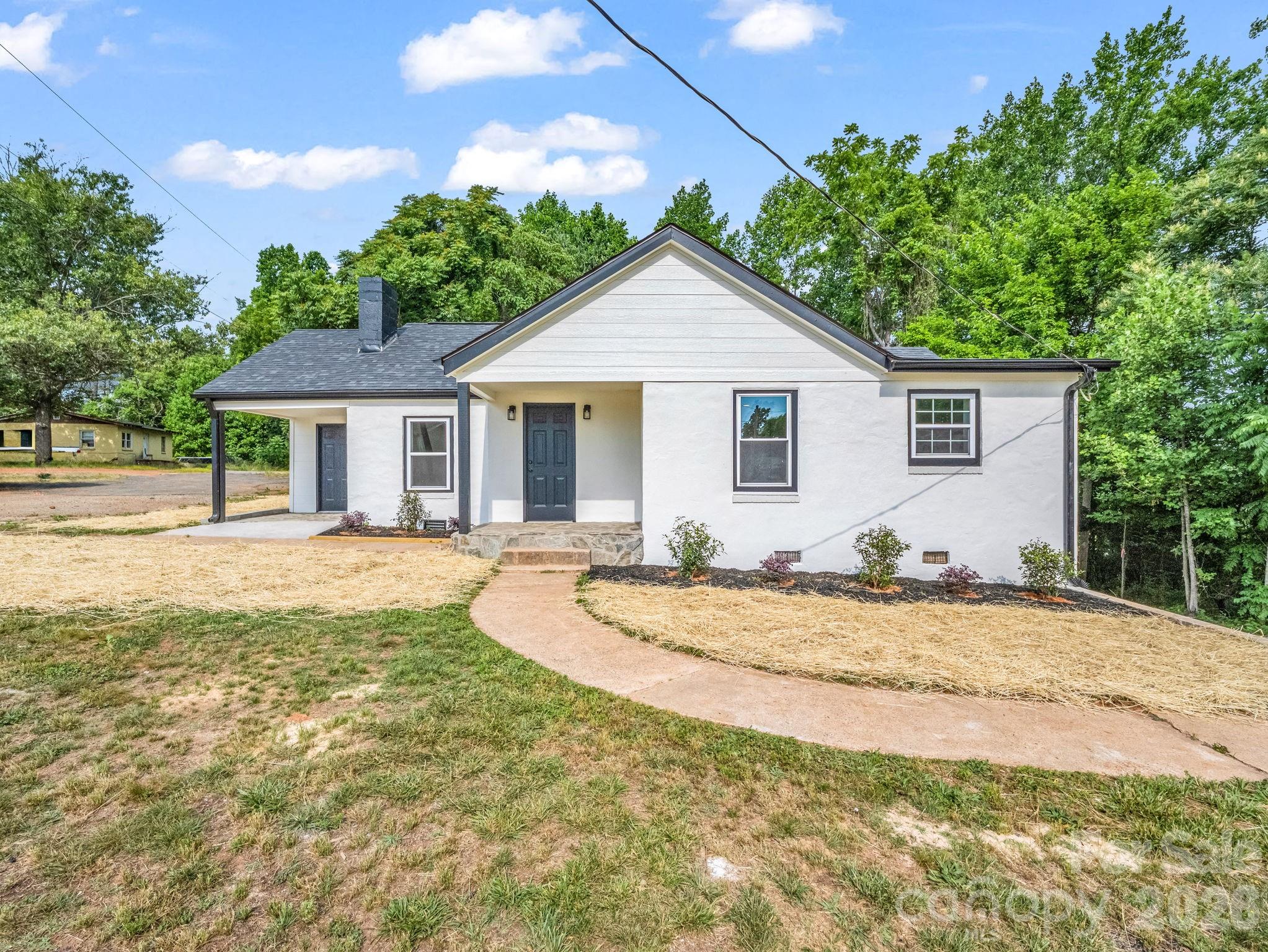 221 New Hampshire Street — Spindale