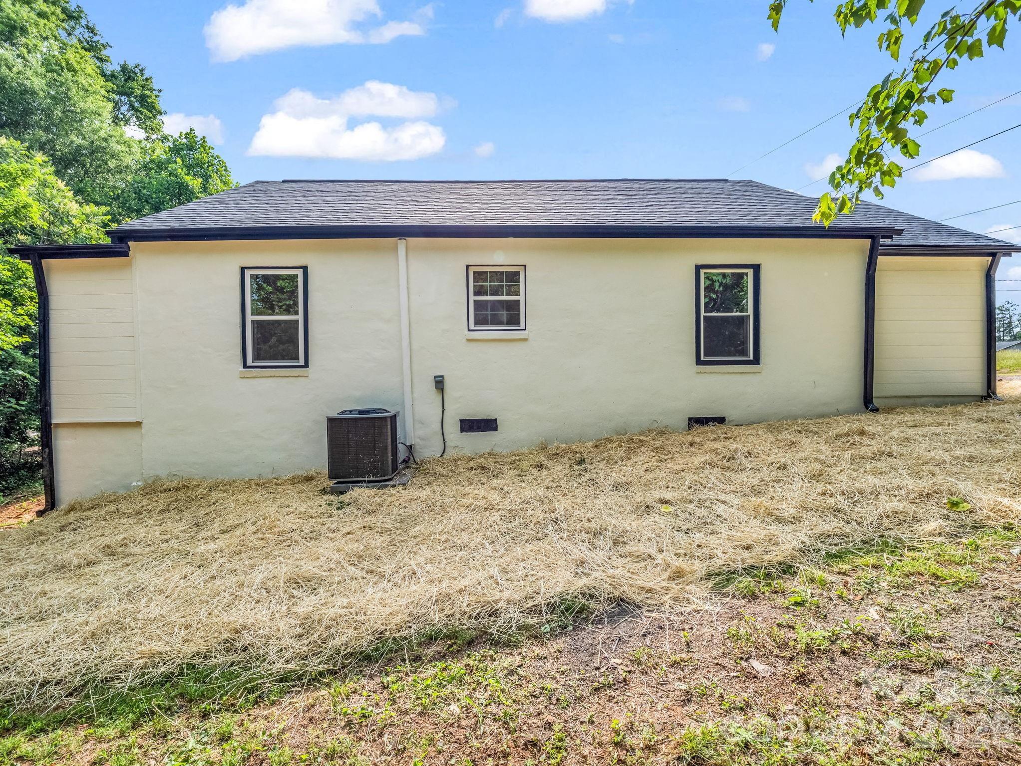 221 New Hampshire Street — Spindale