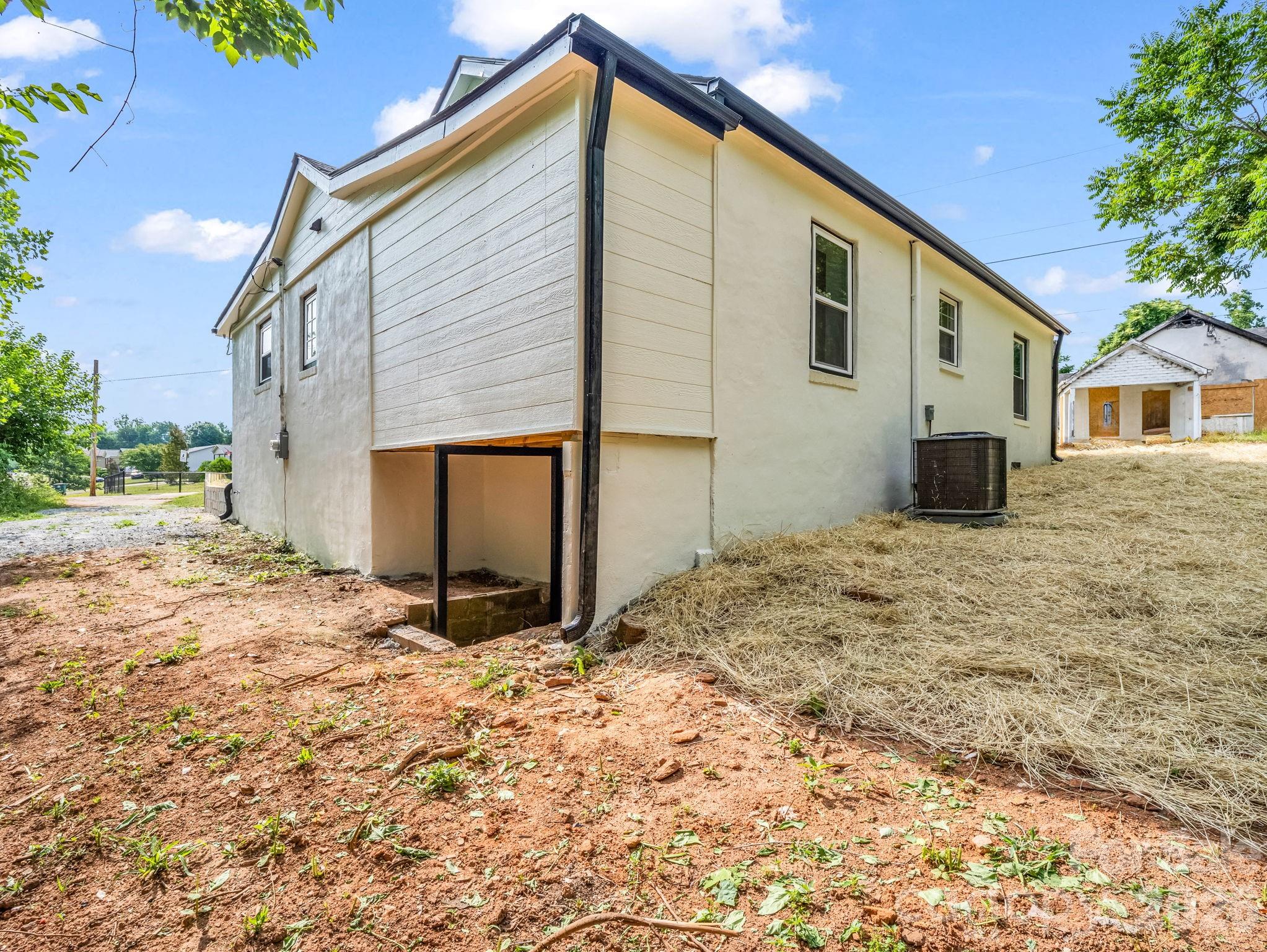 221 New Hampshire Street — Spindale