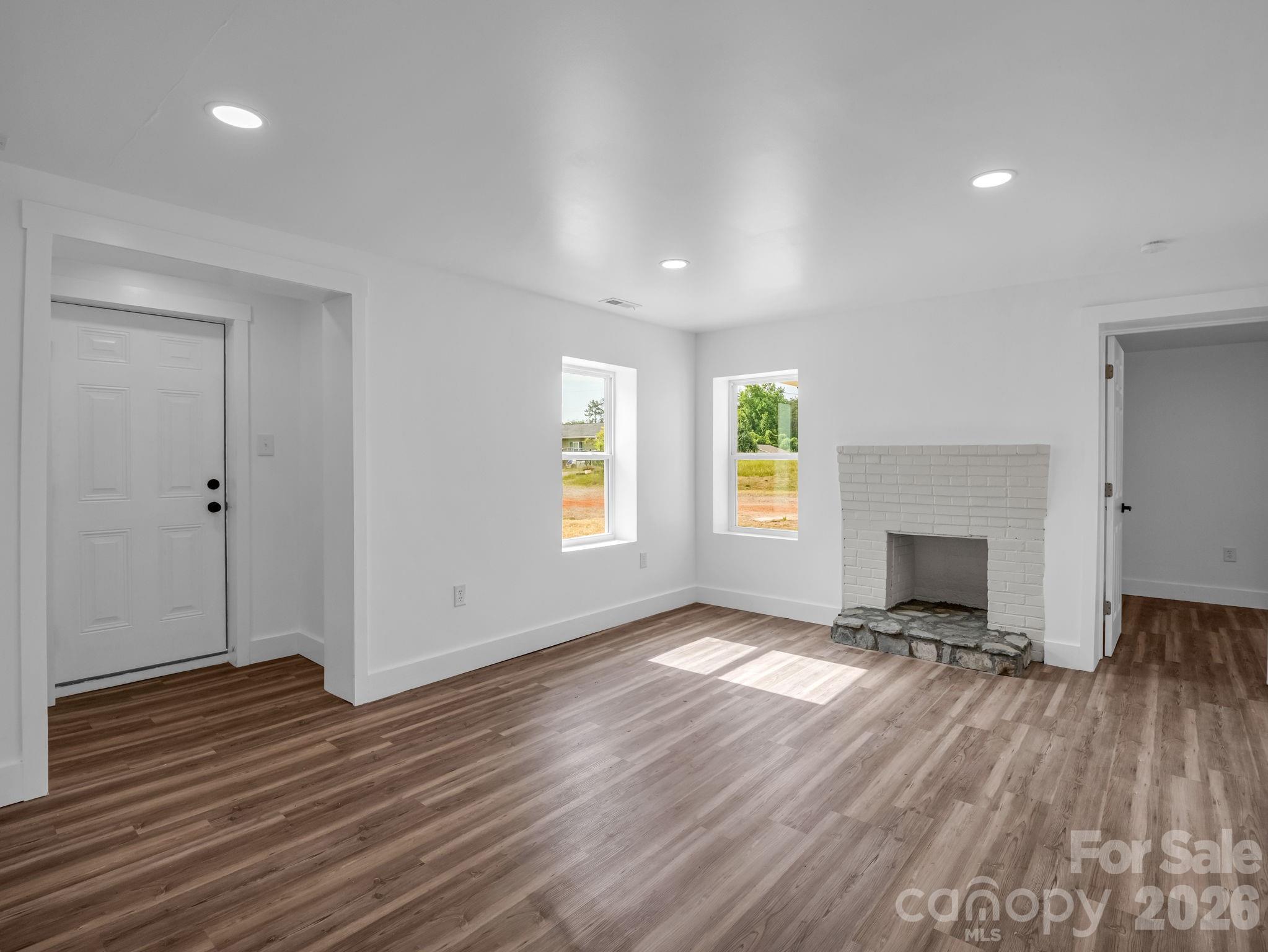 221 New Hampshire Street — Spindale