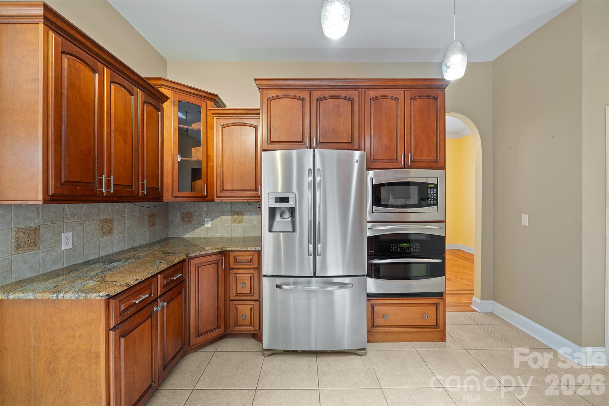 381 Lake Forest Drive — Taylorsville