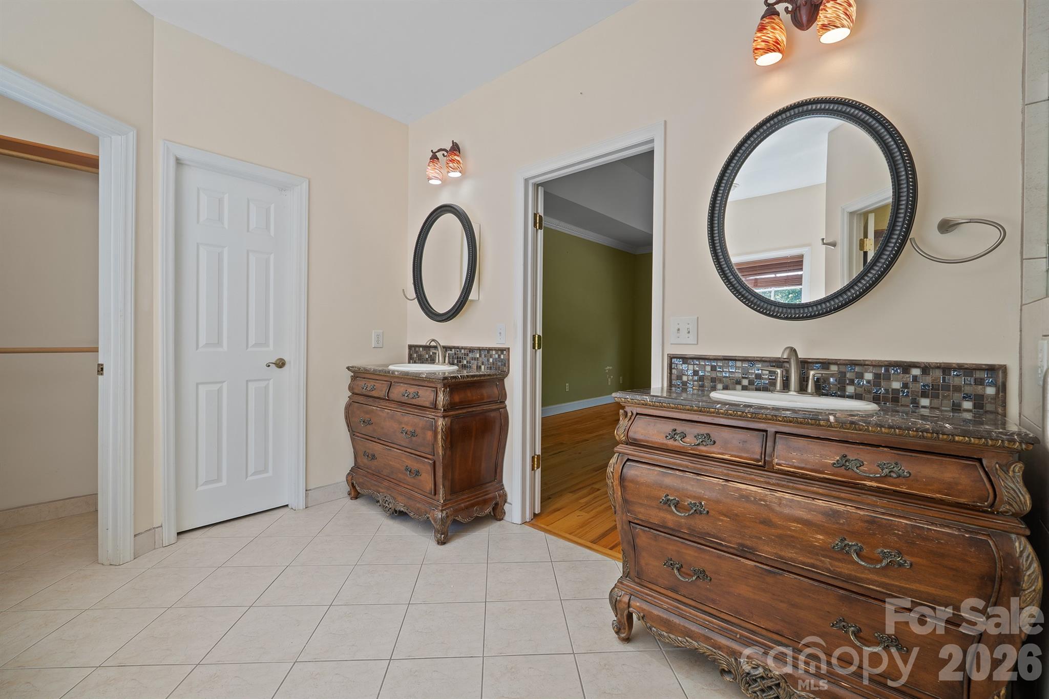 381 Lake Forest Drive — Taylorsville